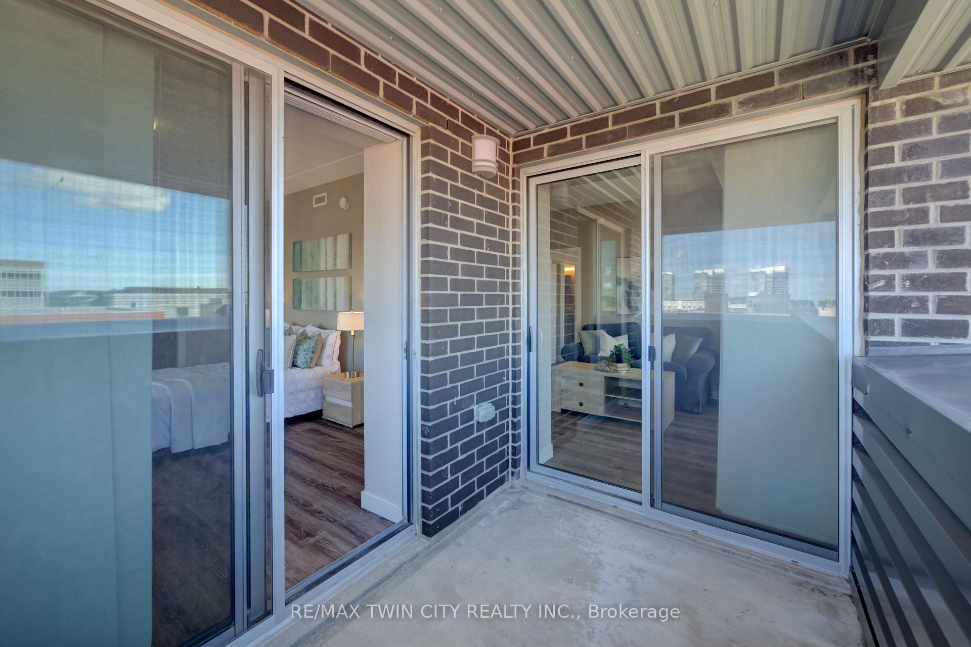 Photo 29 of Unit 708, 280 Lester Street, Waterloo, Beechwood/University — HOMEH