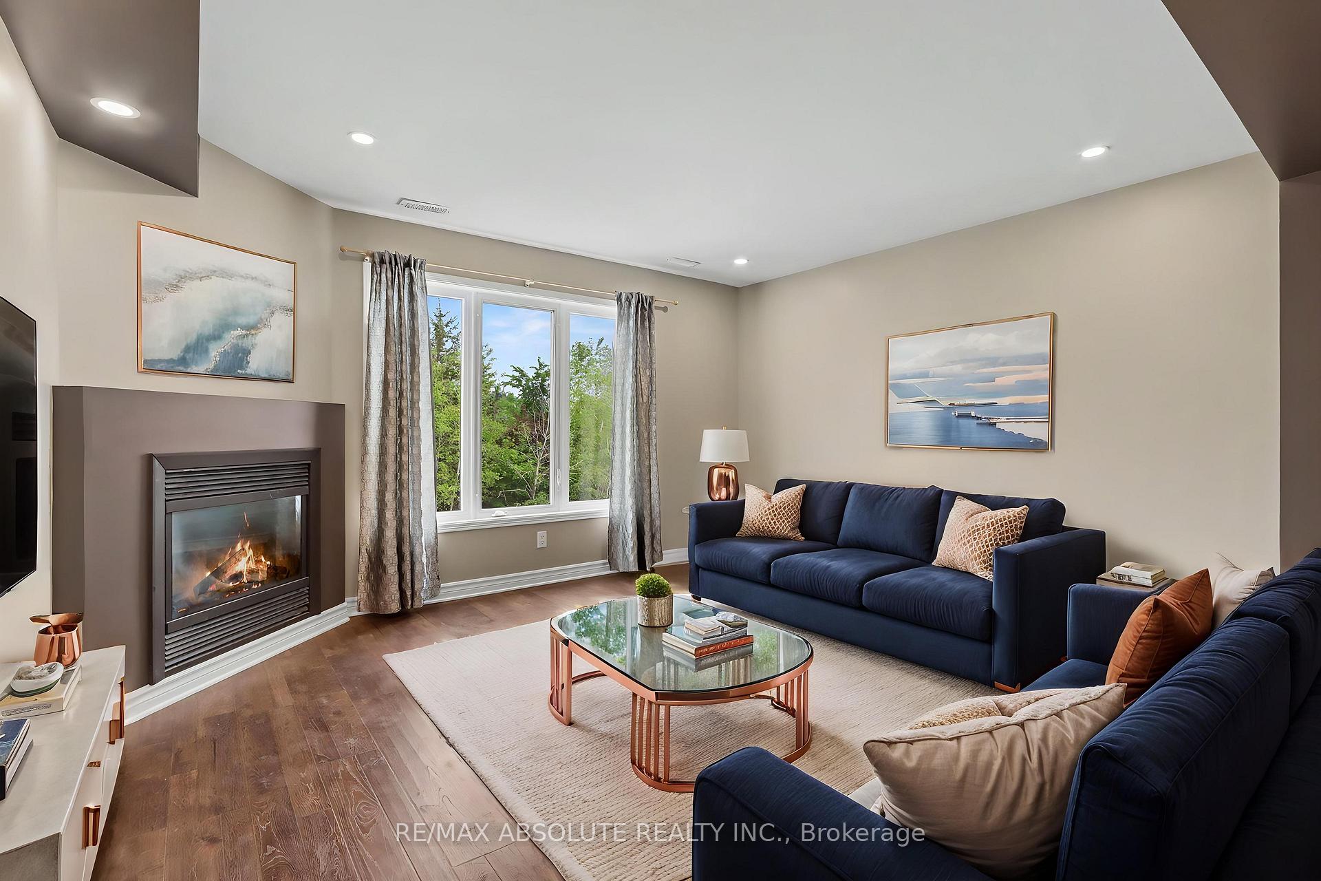 Photo 2 of 294 Cresthaven Drive, Ottawa, Barrhaven East — HOMEH