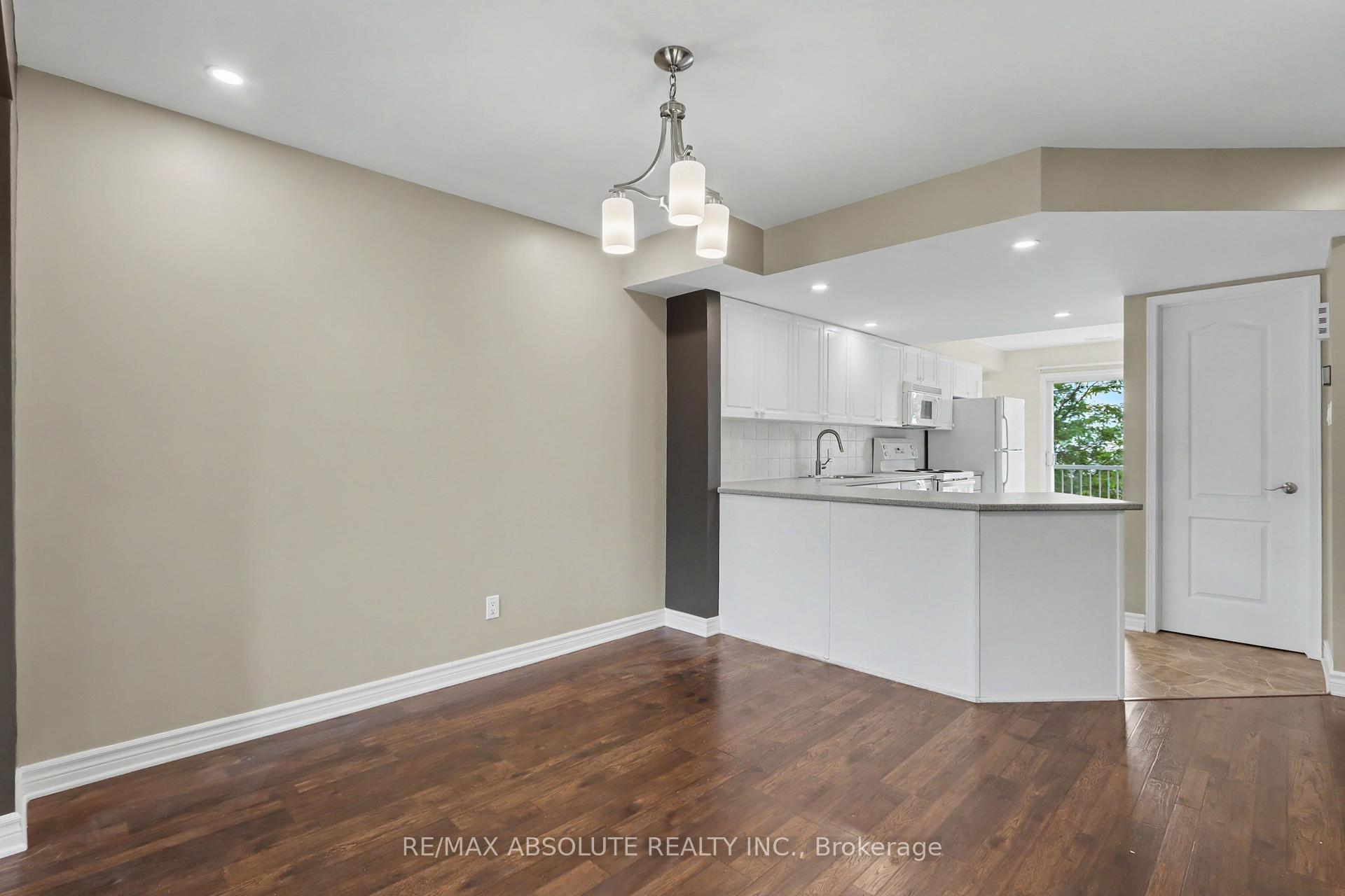 Photo 5 of 294 Cresthaven Drive, Ottawa, Barrhaven East — HOMEH
