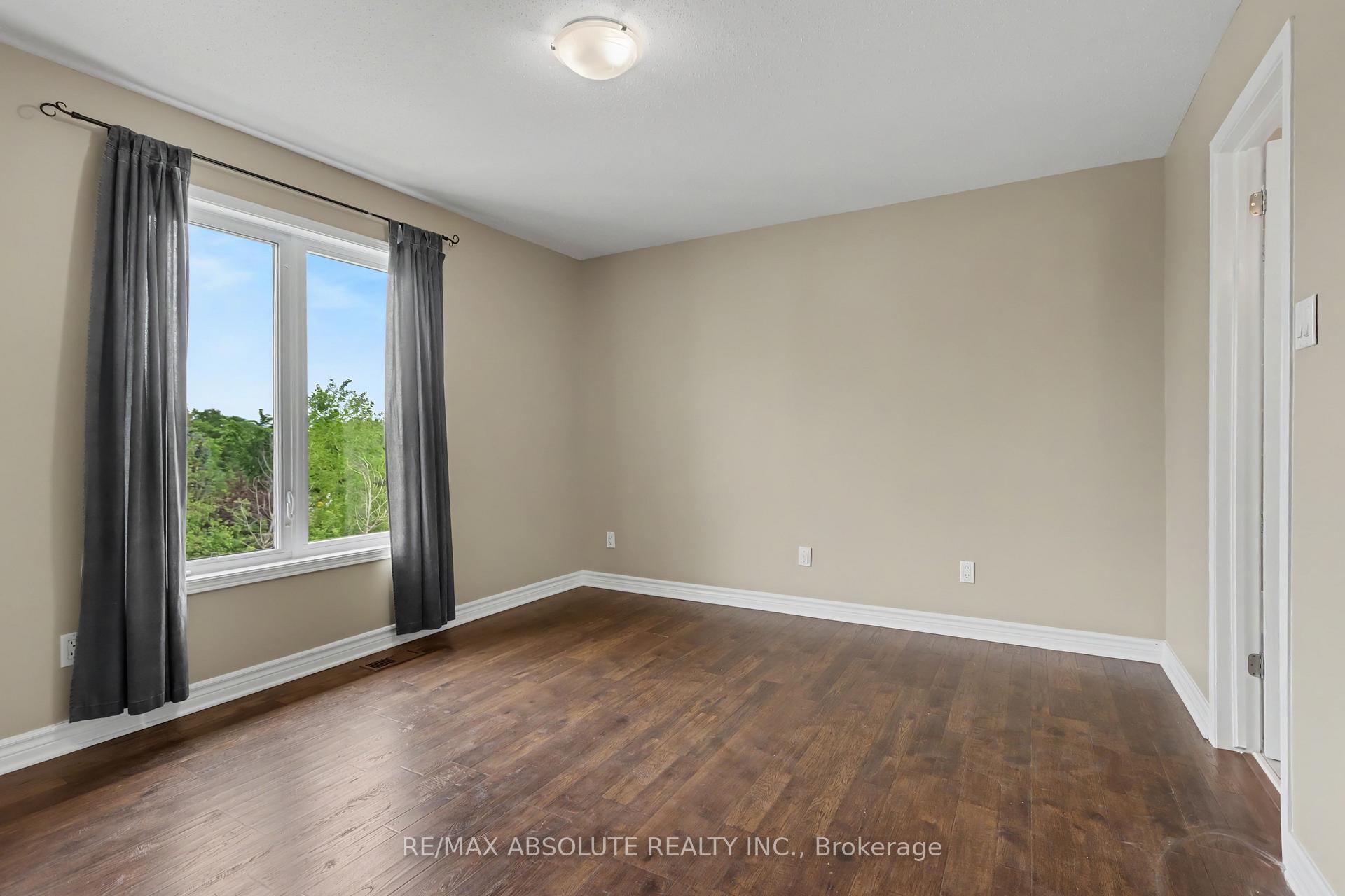 Photo 11 of 294 Cresthaven Drive, Ottawa, Barrhaven East — HOMEH