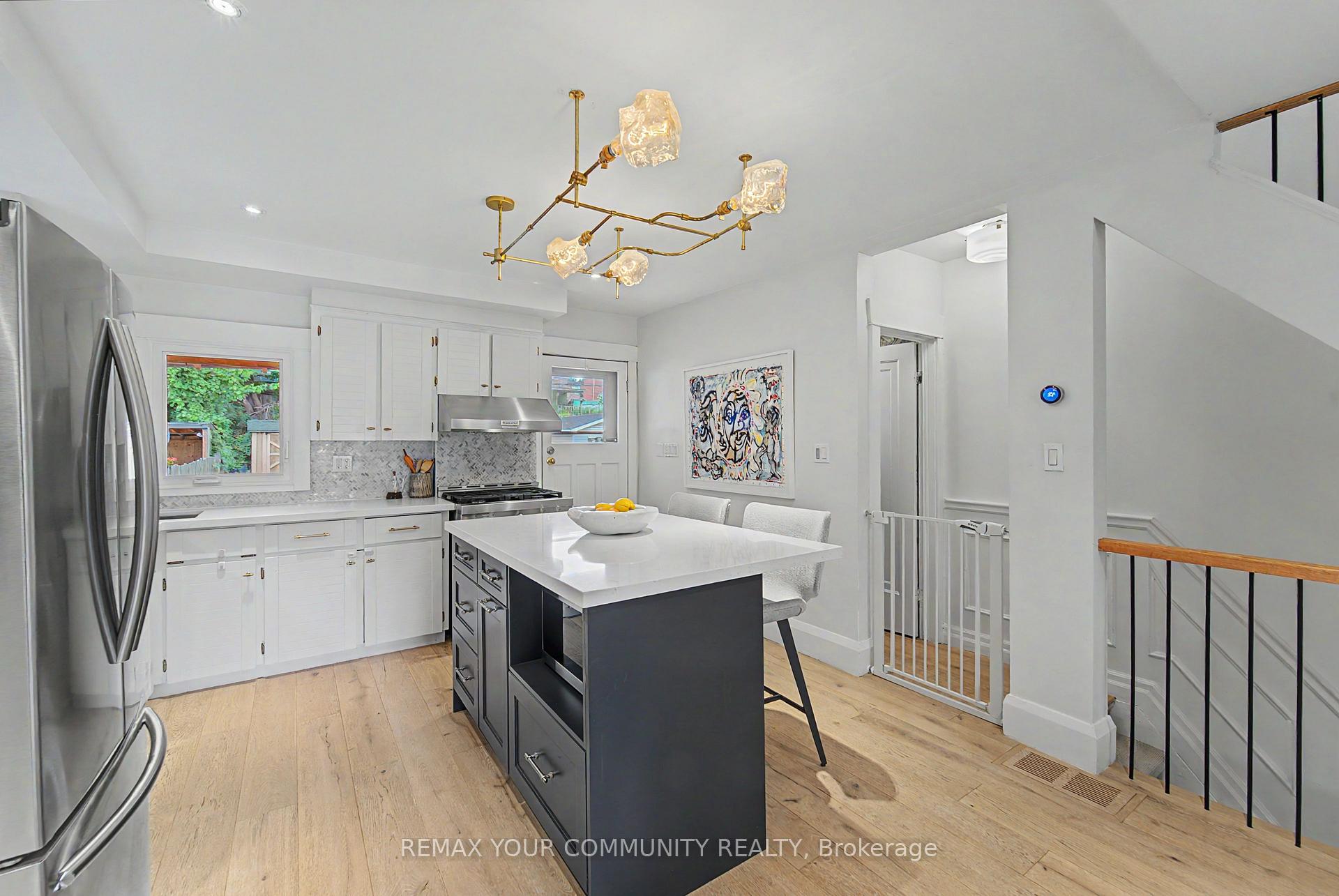 Photo 6 of 16 Cordella Avenue, Toronto, Rockcliffe-Smythe — HOMEH