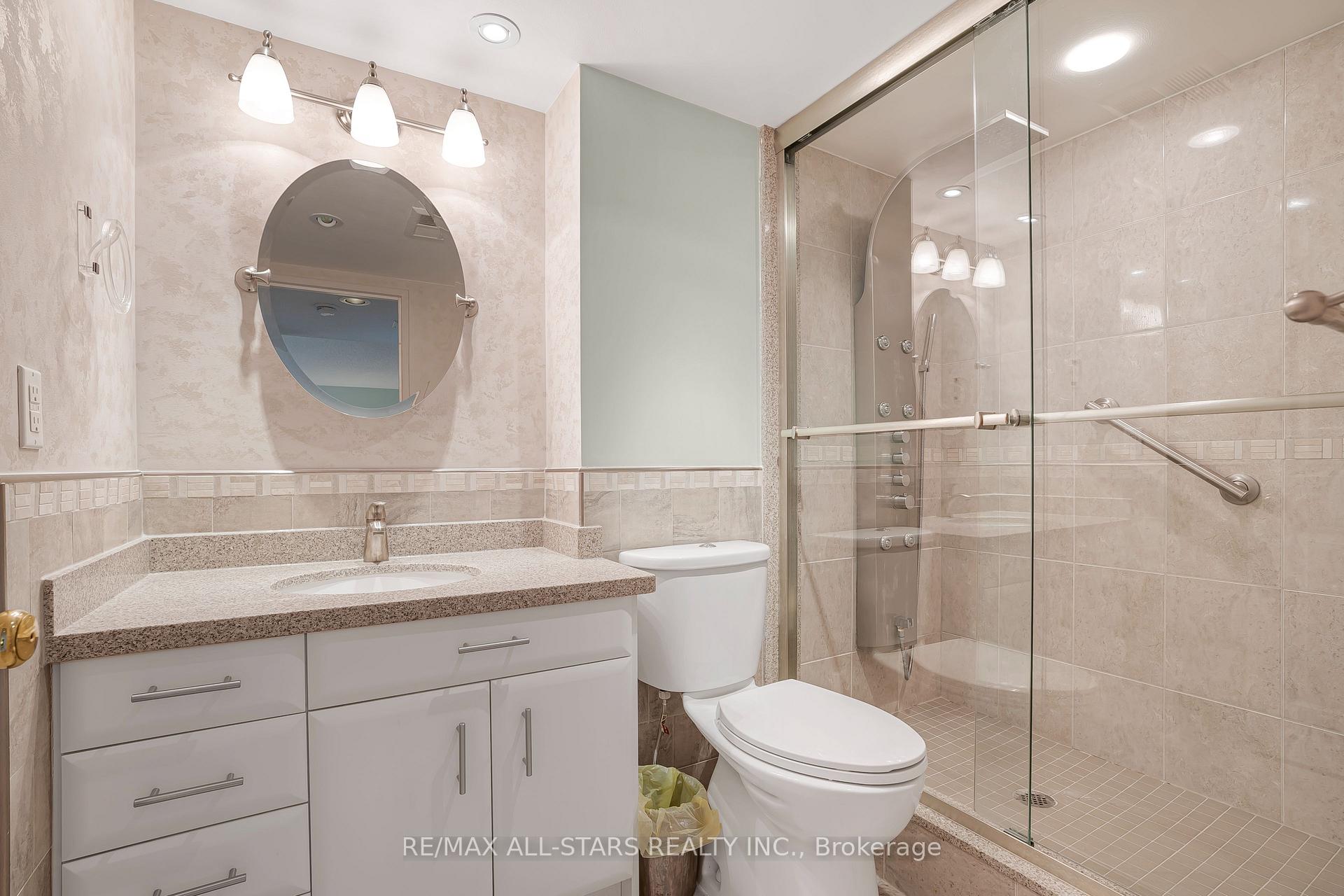 Photo 8 of Unit 817, 25 Austin Drive, Markham, Markville — HOMEH