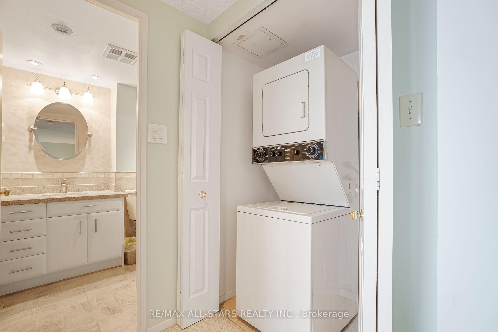 Photo 9 of Unit 817, 25 Austin Drive, Markham, Markville — HOMEH