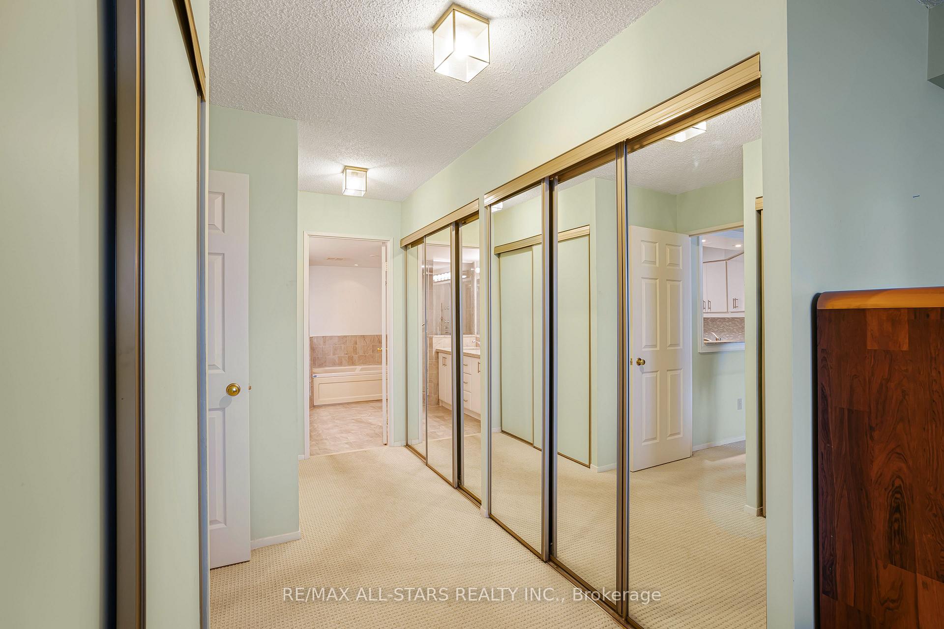 Photo 24 of Unit 817, 25 Austin Drive, Markham, Markville — HOMEH