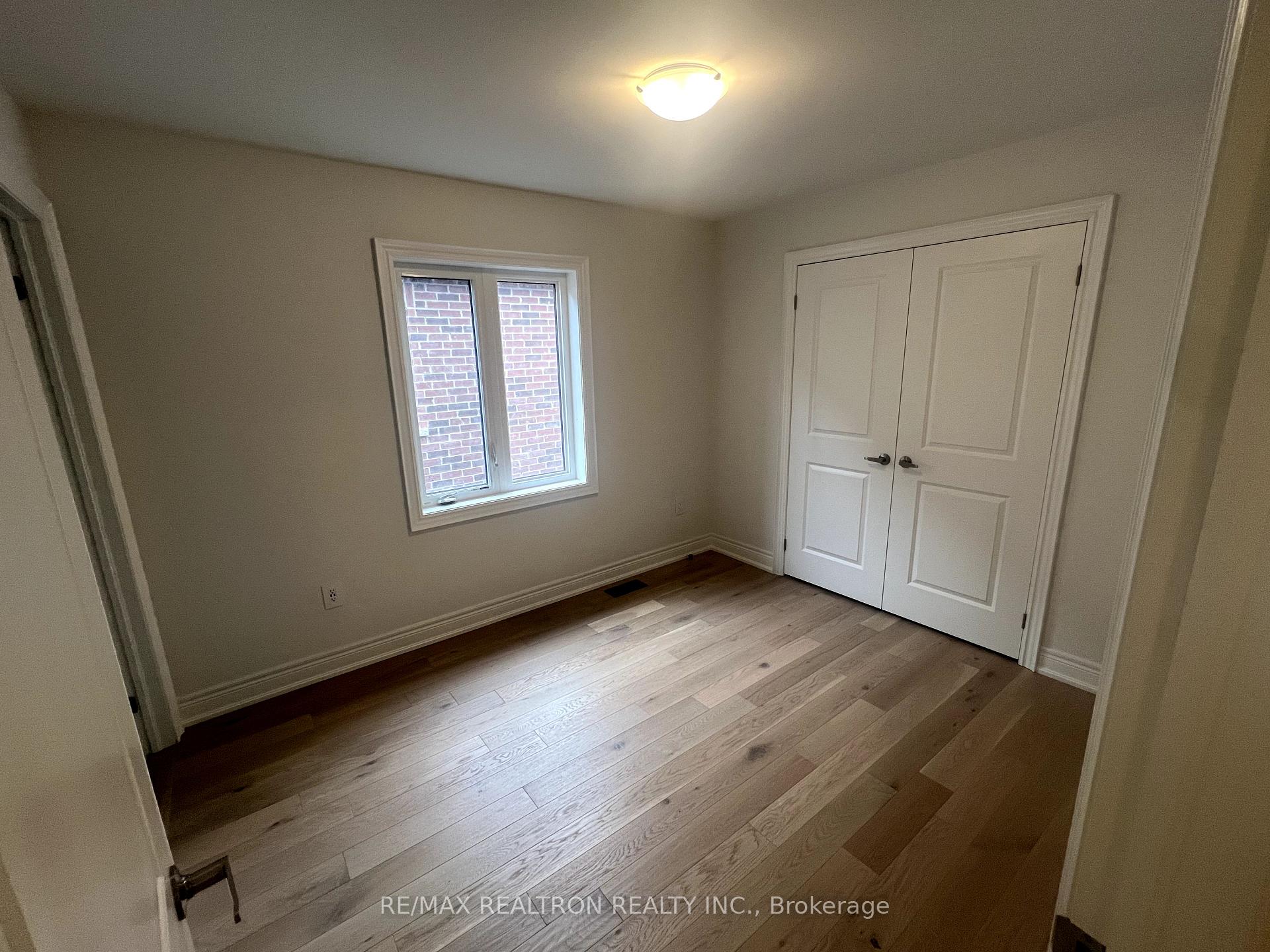 Photo 16 of 65 Kentledge Avenue, East Gwillimbury, Holland Landing — HOMEH