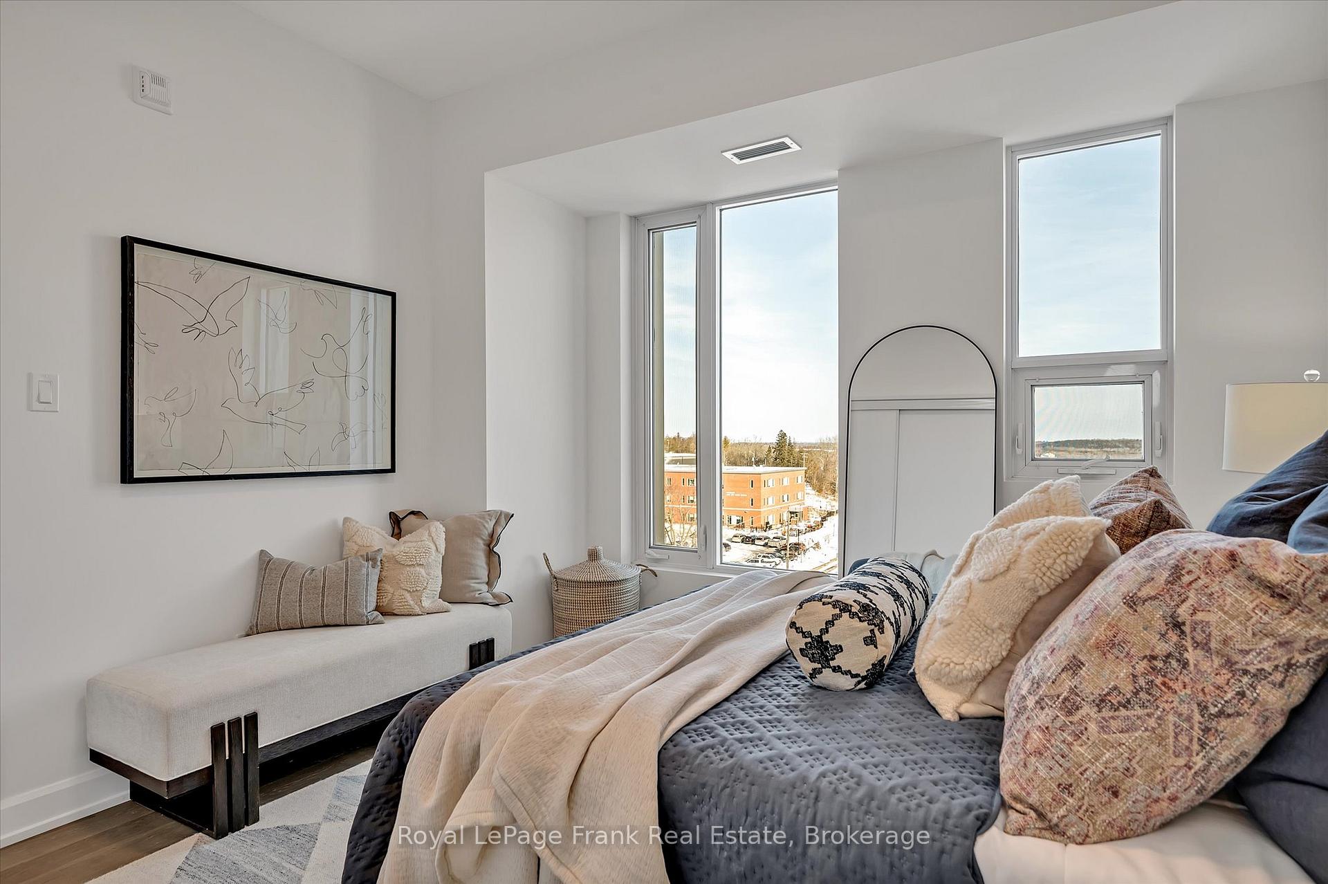 Photo 12 of Unit 902, 195 Hunter Street, Peterborough, Ashburnham Ward 4 — HOMEH