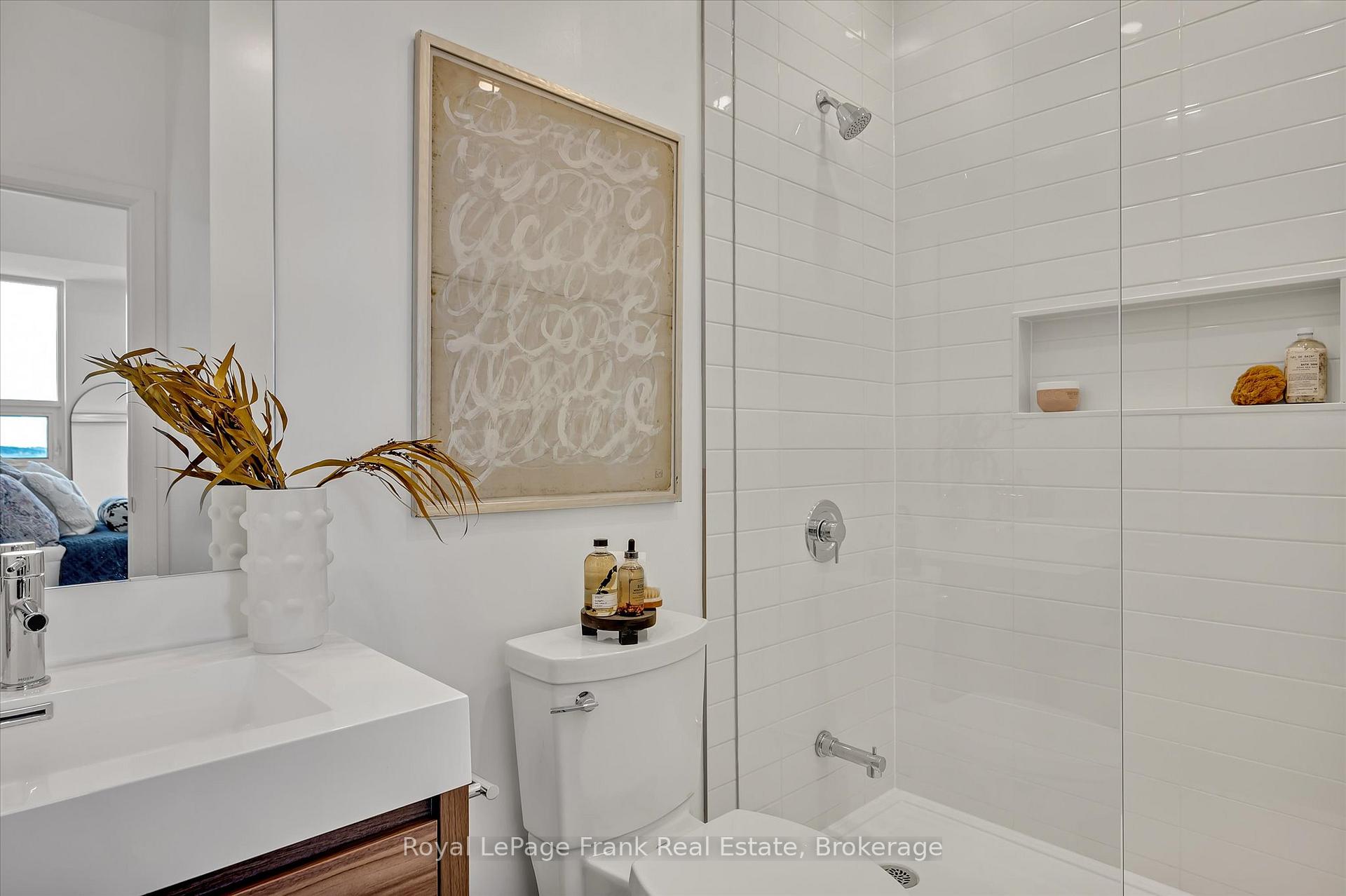 Photo 13 of Unit 902, 195 Hunter Street, Peterborough, Ashburnham Ward 4 — HOMEH