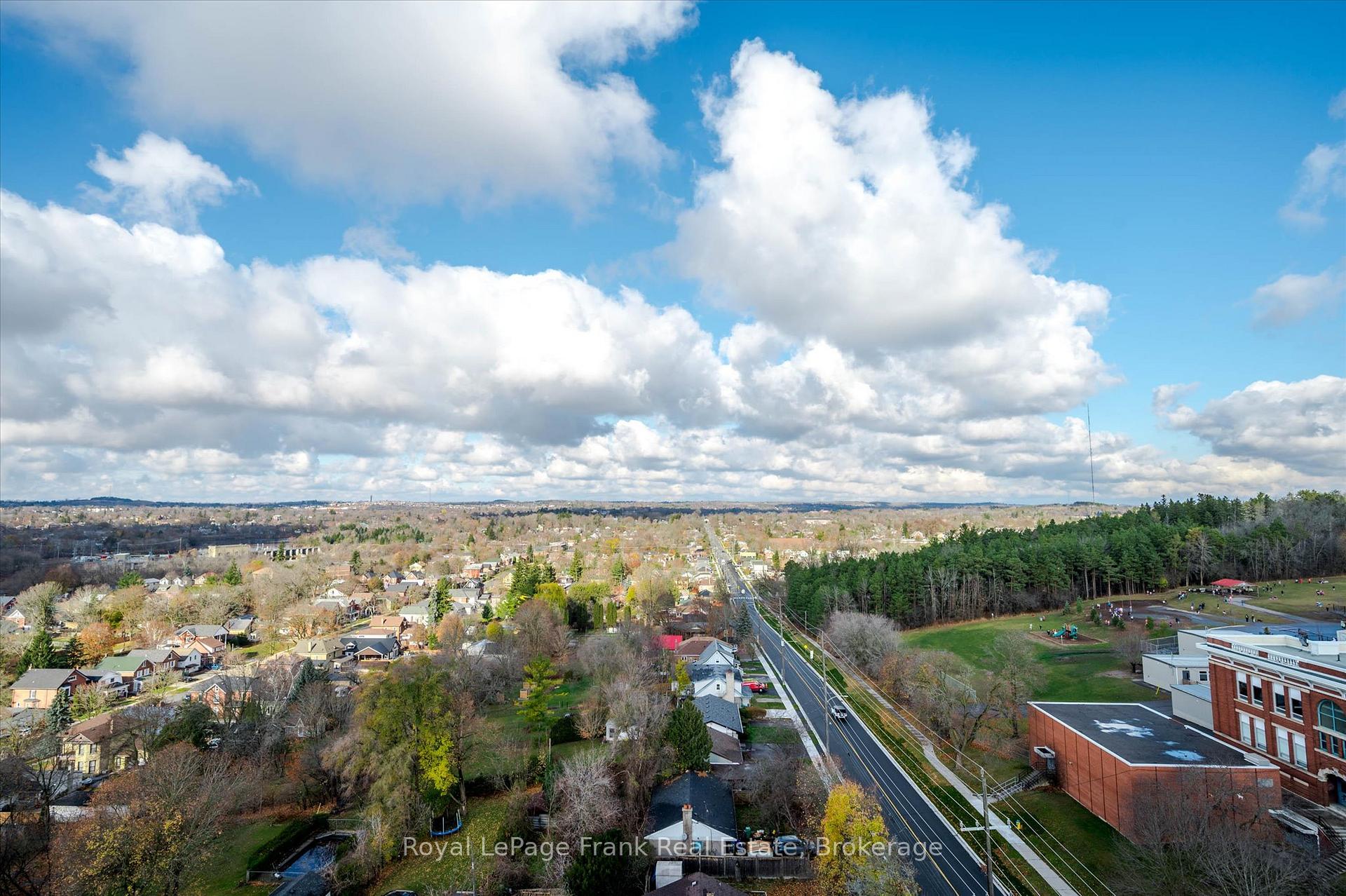 Photo 23 of Unit 902, 195 Hunter Street, Peterborough, Ashburnham Ward 4 — HOMEH