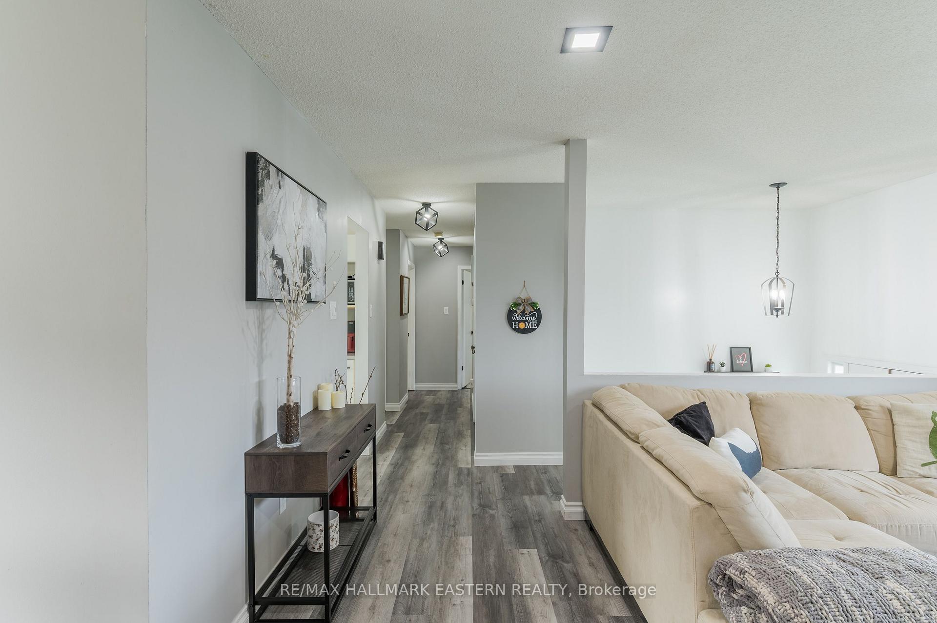 Photo 7 of 1663 Ramblewood Drive, Peterborough, Otonabee Ward 1 — HOMEH