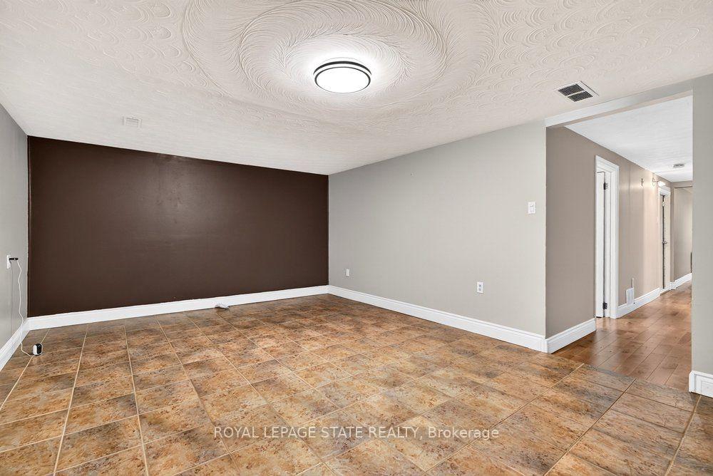 Photo 35 of 102 Birchlawn Drive, Hamilton, Stoney Creek — HOMEH