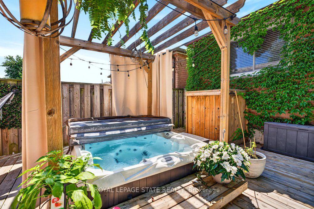 Photo 41 of 102 Birchlawn Drive, Hamilton, Stoney Creek — HOMEH