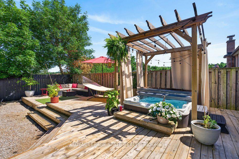 Photo 42 of 102 Birchlawn Drive, Hamilton, Stoney Creek — HOMEH