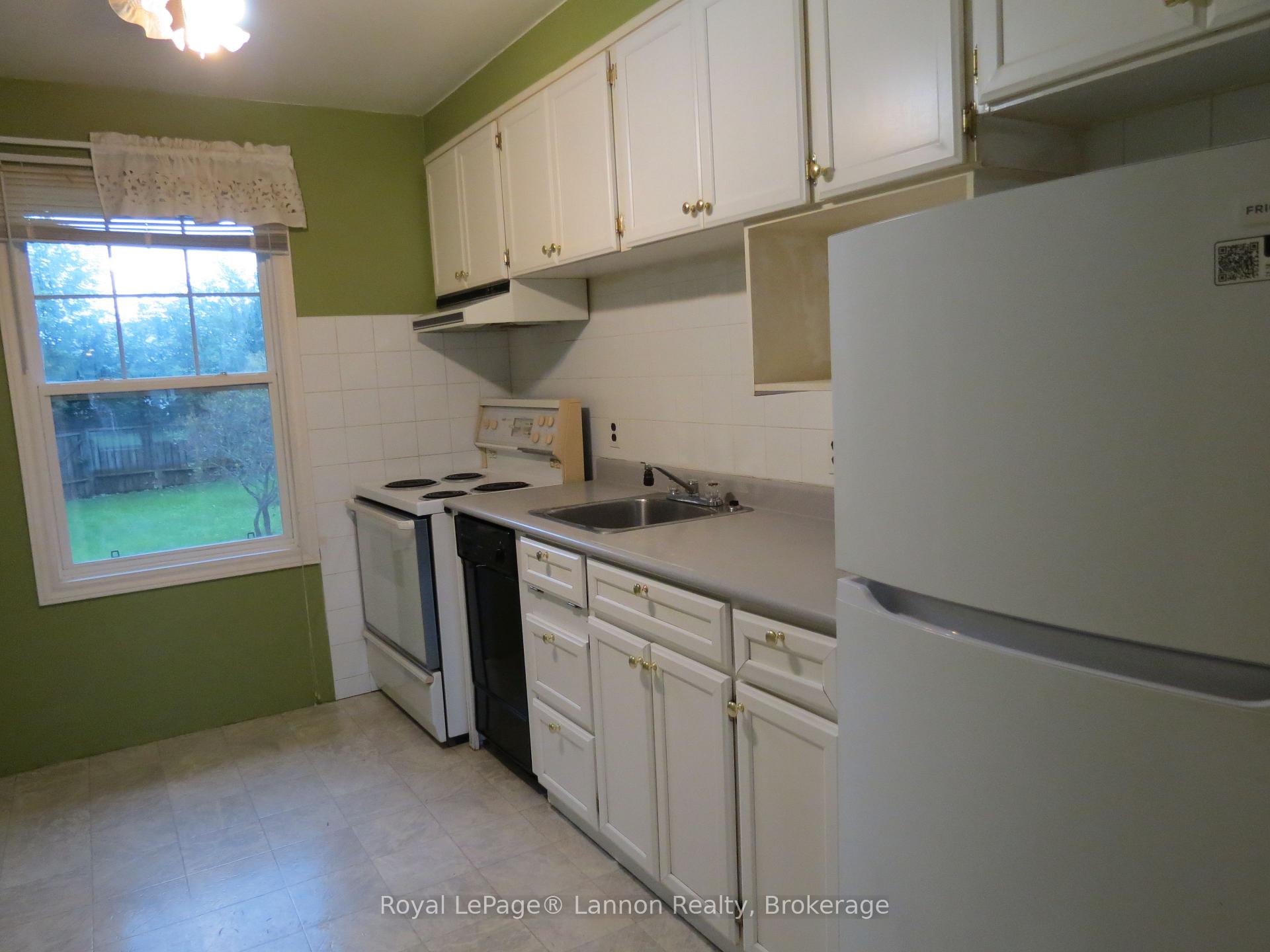 Photo 19 of 2126 Mcgregor Avenue, Thunder Bay, Green Acres — HOMEH