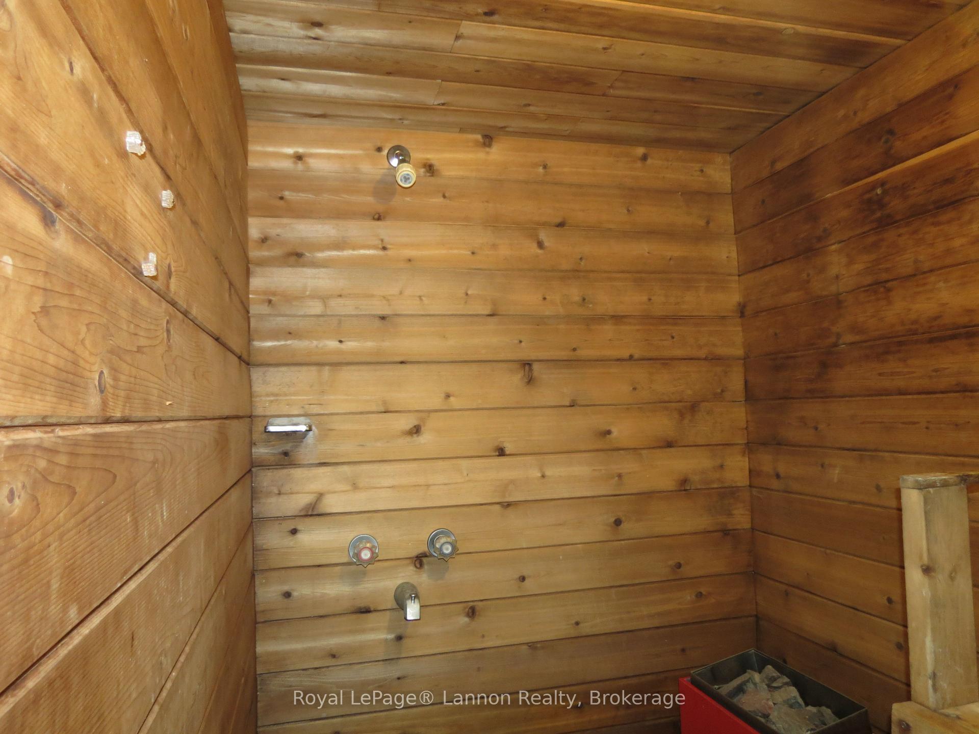 Photo 34 of 2126 Mcgregor Avenue, Thunder Bay, Green Acres — HOMEH