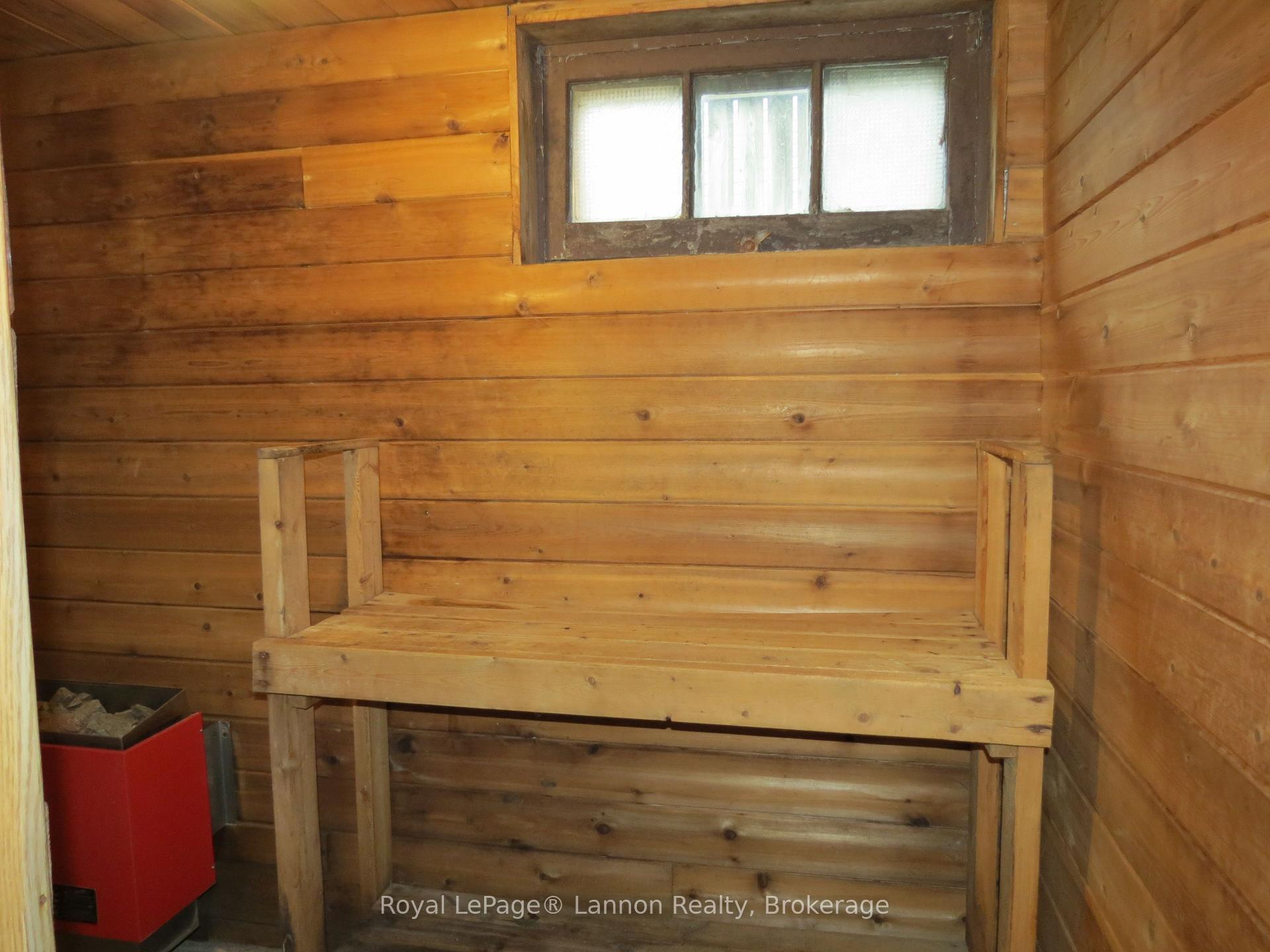 Photo 35 of 2126 Mcgregor Avenue, Thunder Bay, Green Acres — HOMEH