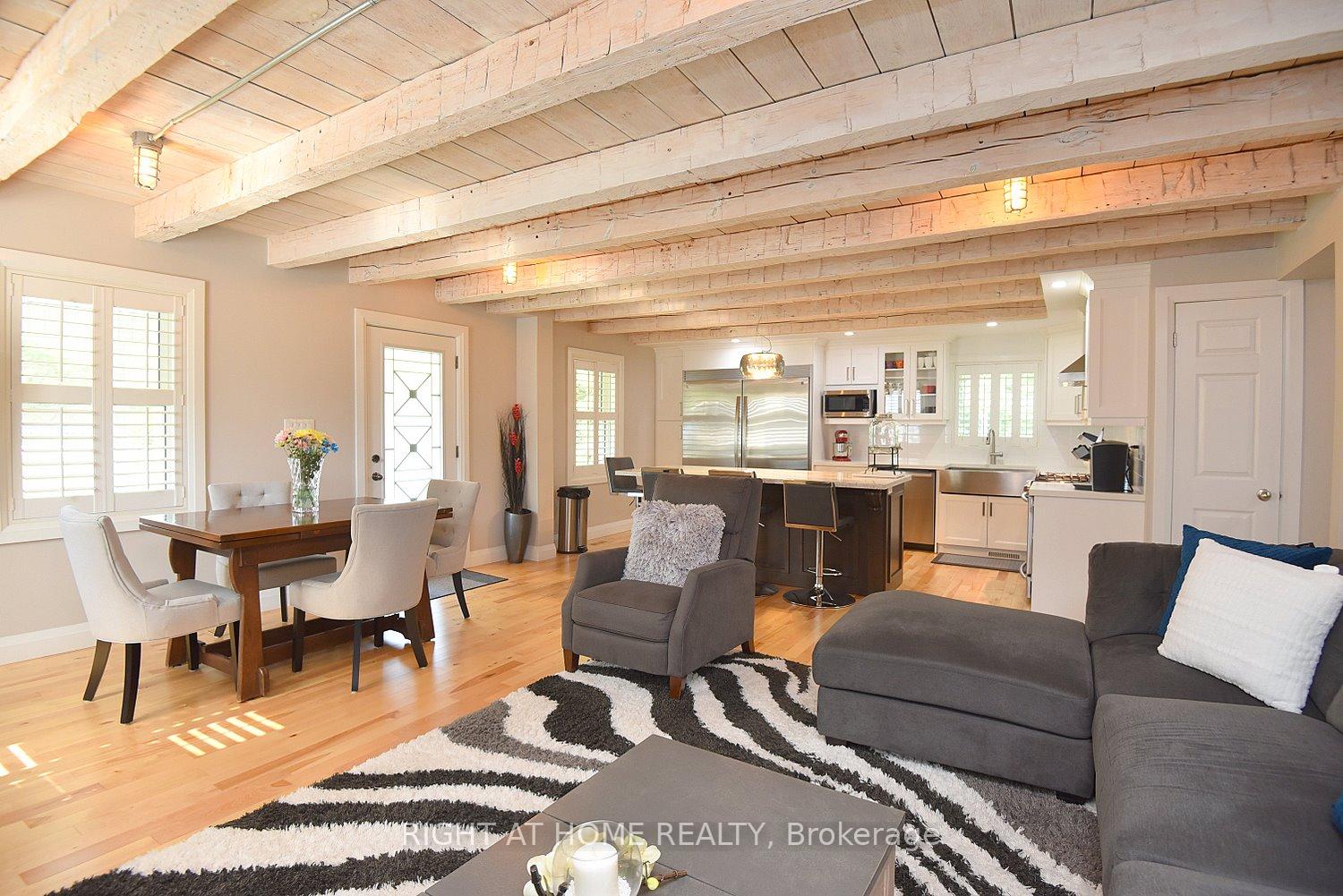Photo 6 of 2030 Governors Road, Hamilton, Rural Ancaster — HOMEH