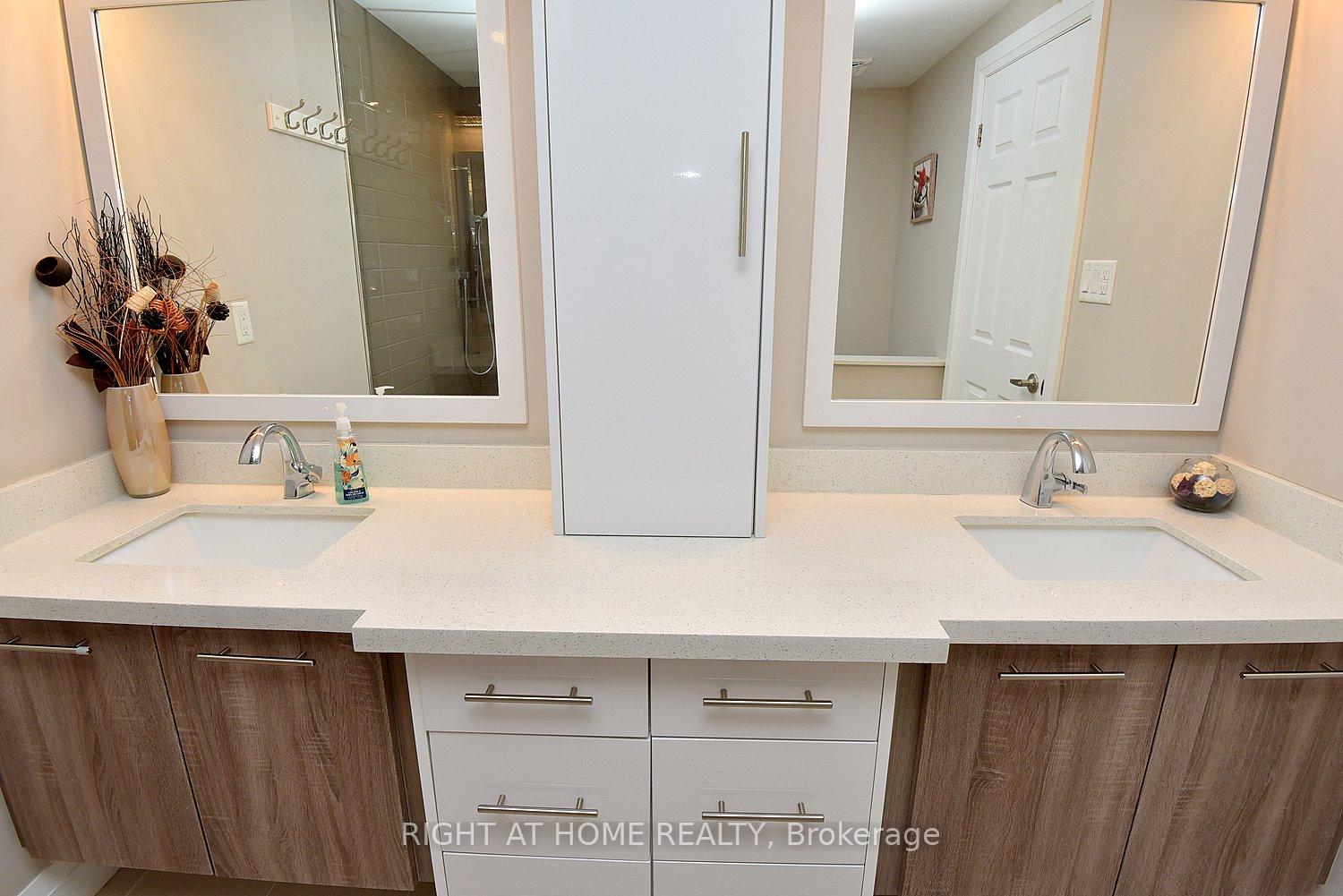 Photo 24 of 2030 Governors Road, Hamilton, Rural Ancaster — HOMEH