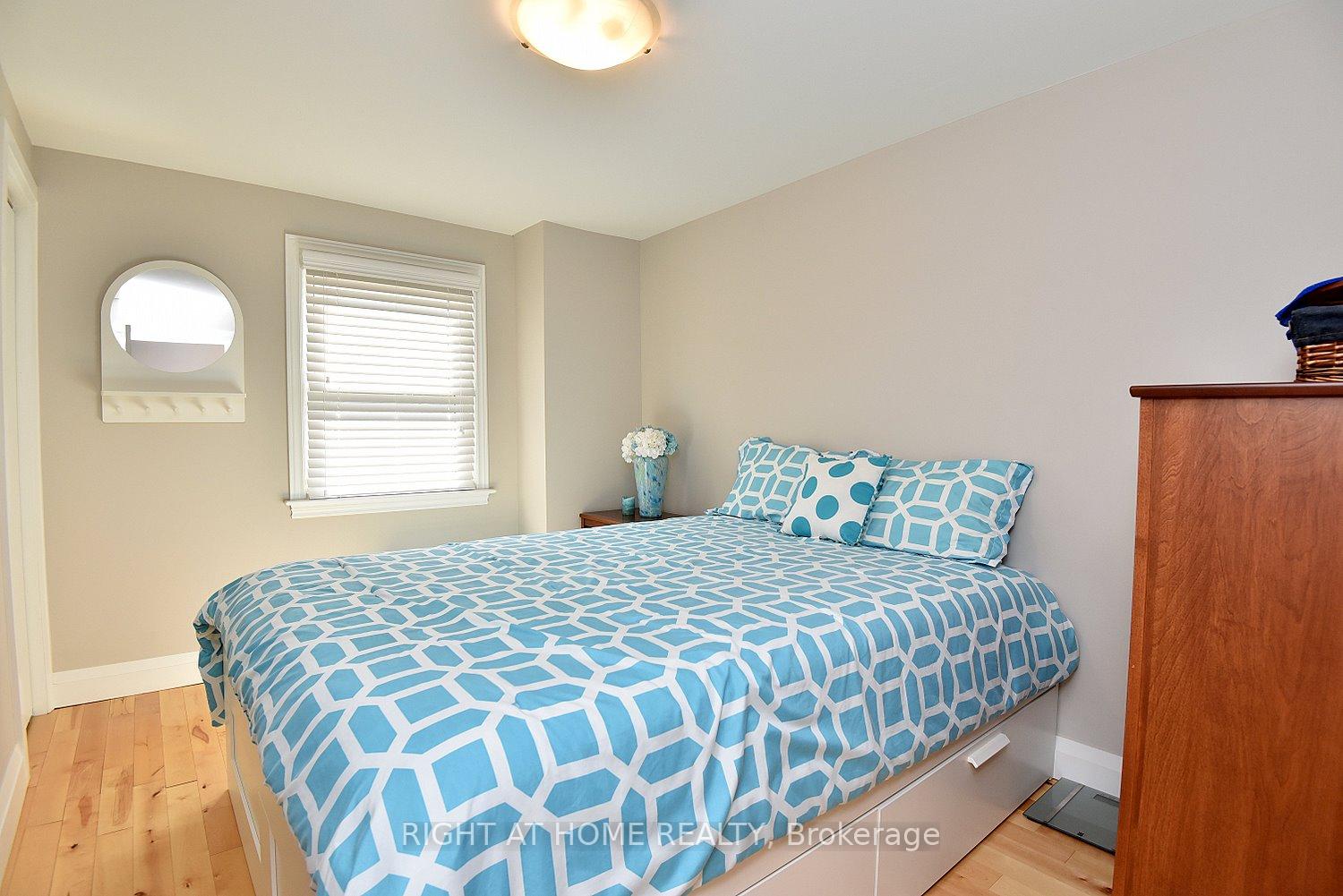 Photo 28 of 2030 Governors Road, Hamilton, Rural Ancaster — HOMEH