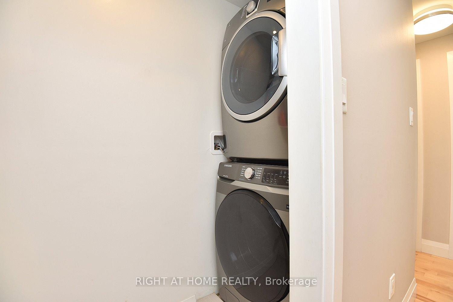 Photo 31 of 2030 Governors Road, Hamilton, Rural Ancaster — HOMEH