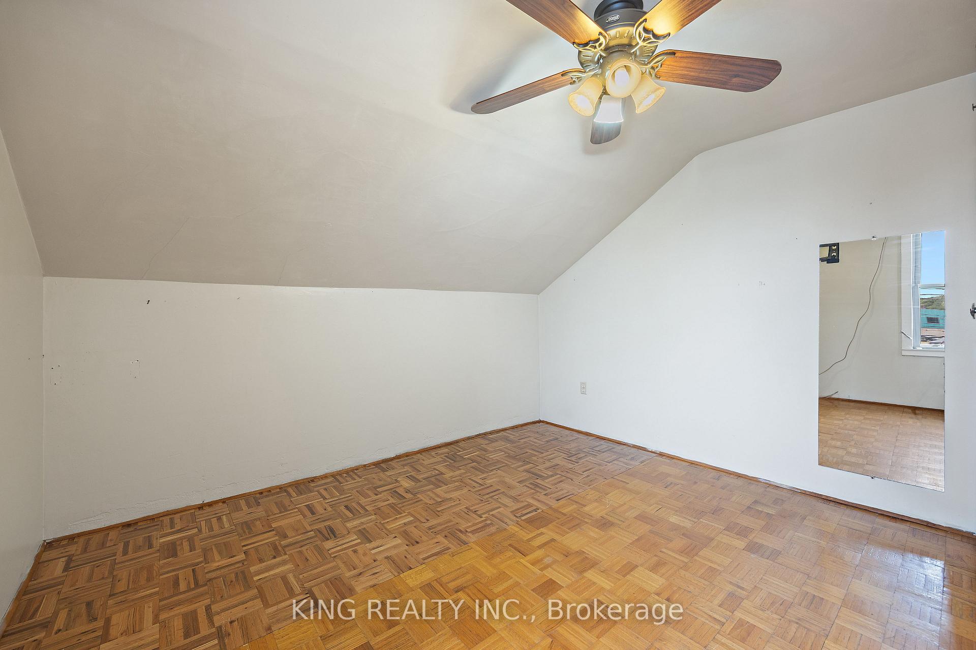 Photo 19 of 221 Samuelson Street, Cambridge, Elgin Park/Coronation — HOMEH