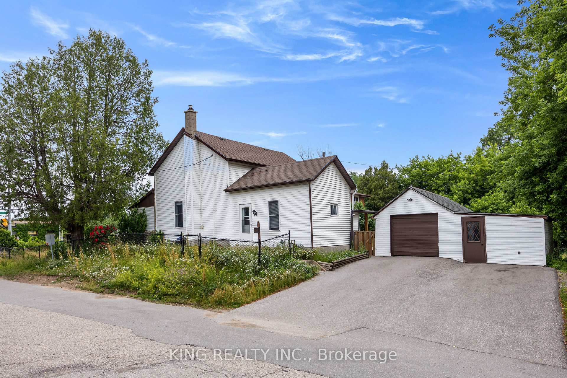 Photo 30 of 221 Samuelson Street, Cambridge, Elgin Park/Coronation — HOMEH