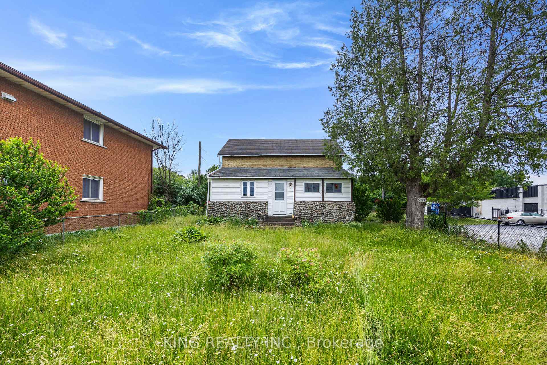 Photo 34 of 221 Samuelson Street, Cambridge, Elgin Park/Coronation — HOMEH