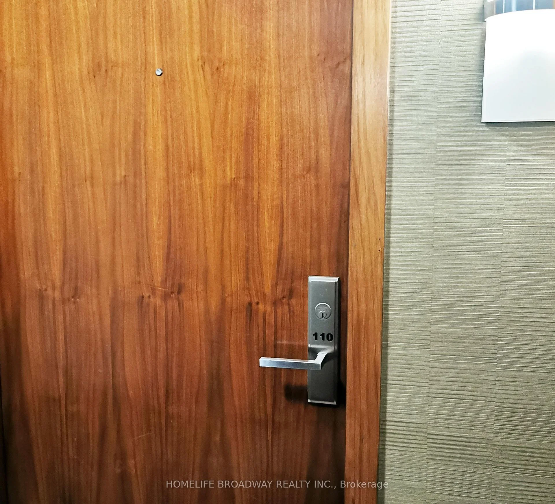 Photo 4 of Unit 110, 37 Galleria Parkway, Markham, Commerce Valley — HOMEH