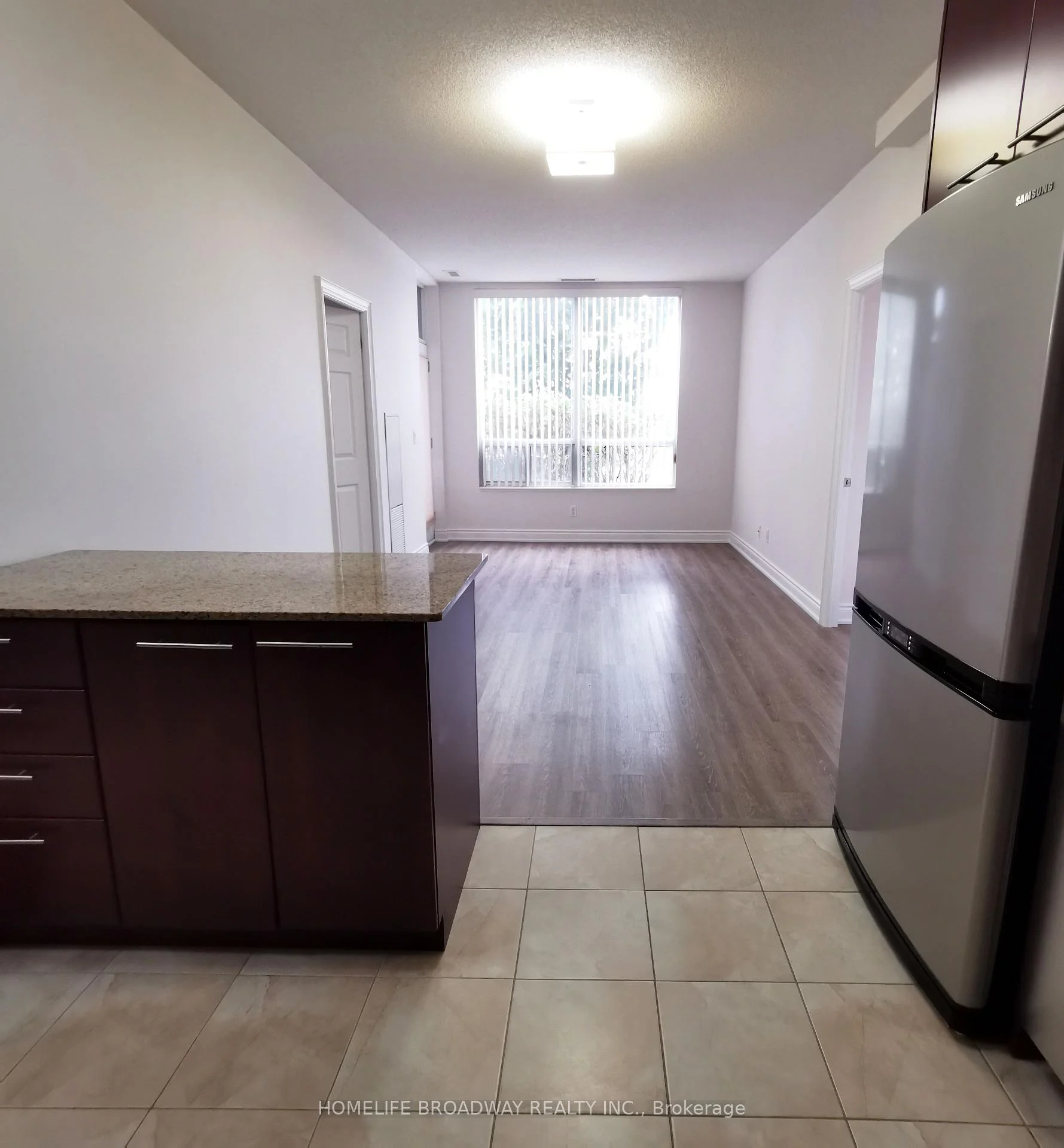 Photo 10 of Unit 110, 37 Galleria Parkway, Markham, Commerce Valley — HOMEH