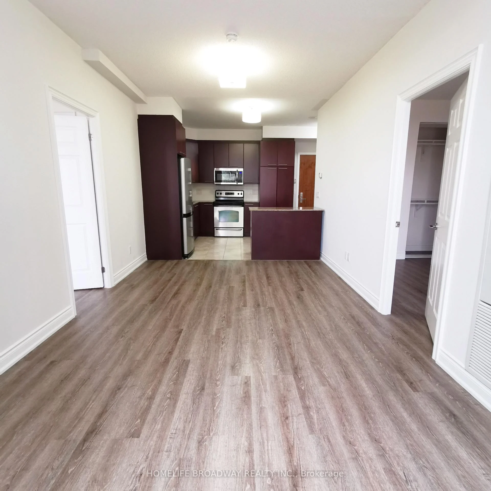 Photo 12 of Unit 110, 37 Galleria Parkway, Markham, Commerce Valley — HOMEH