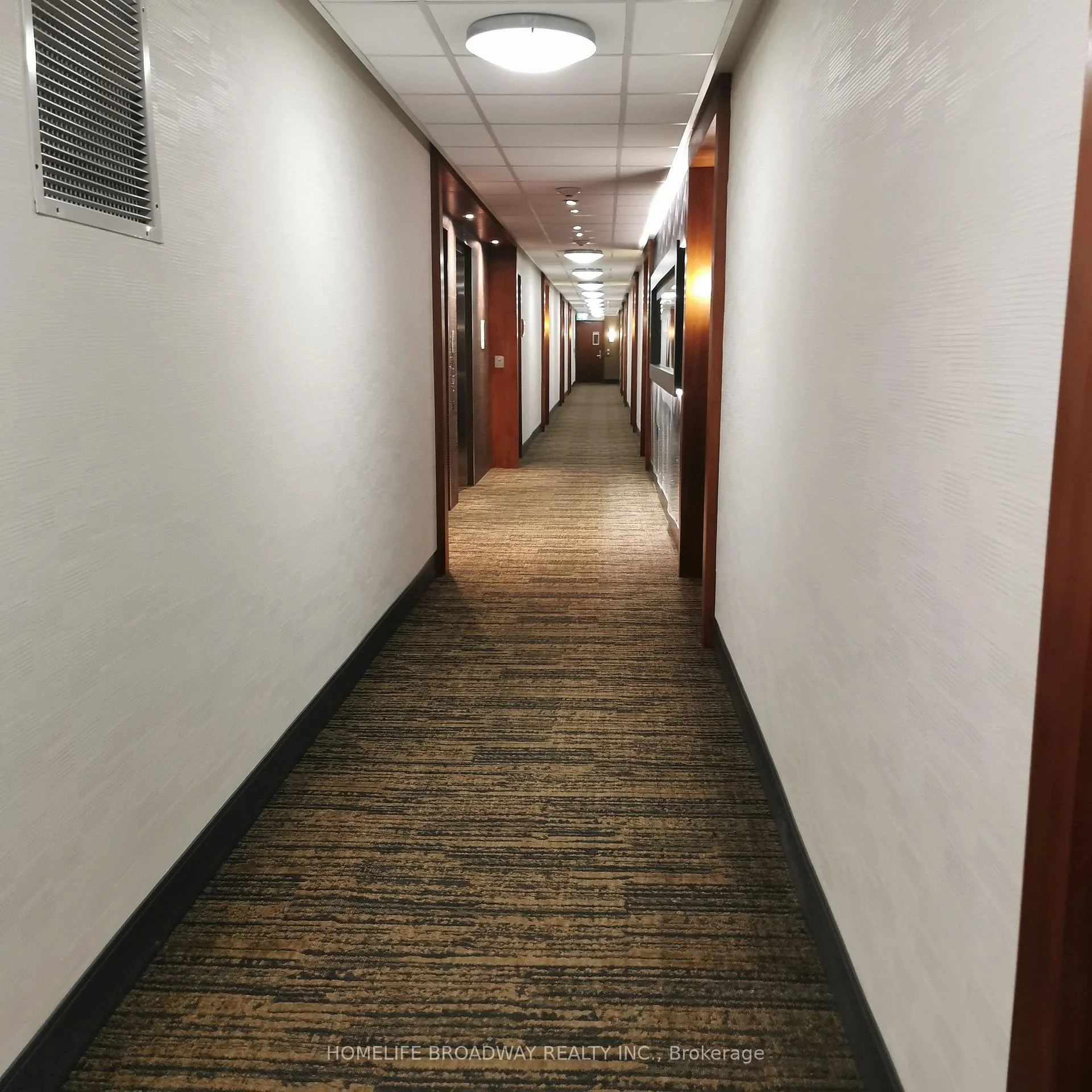 Photo 30 of Unit 110, 37 Galleria Parkway, Markham, Commerce Valley — HOMEH