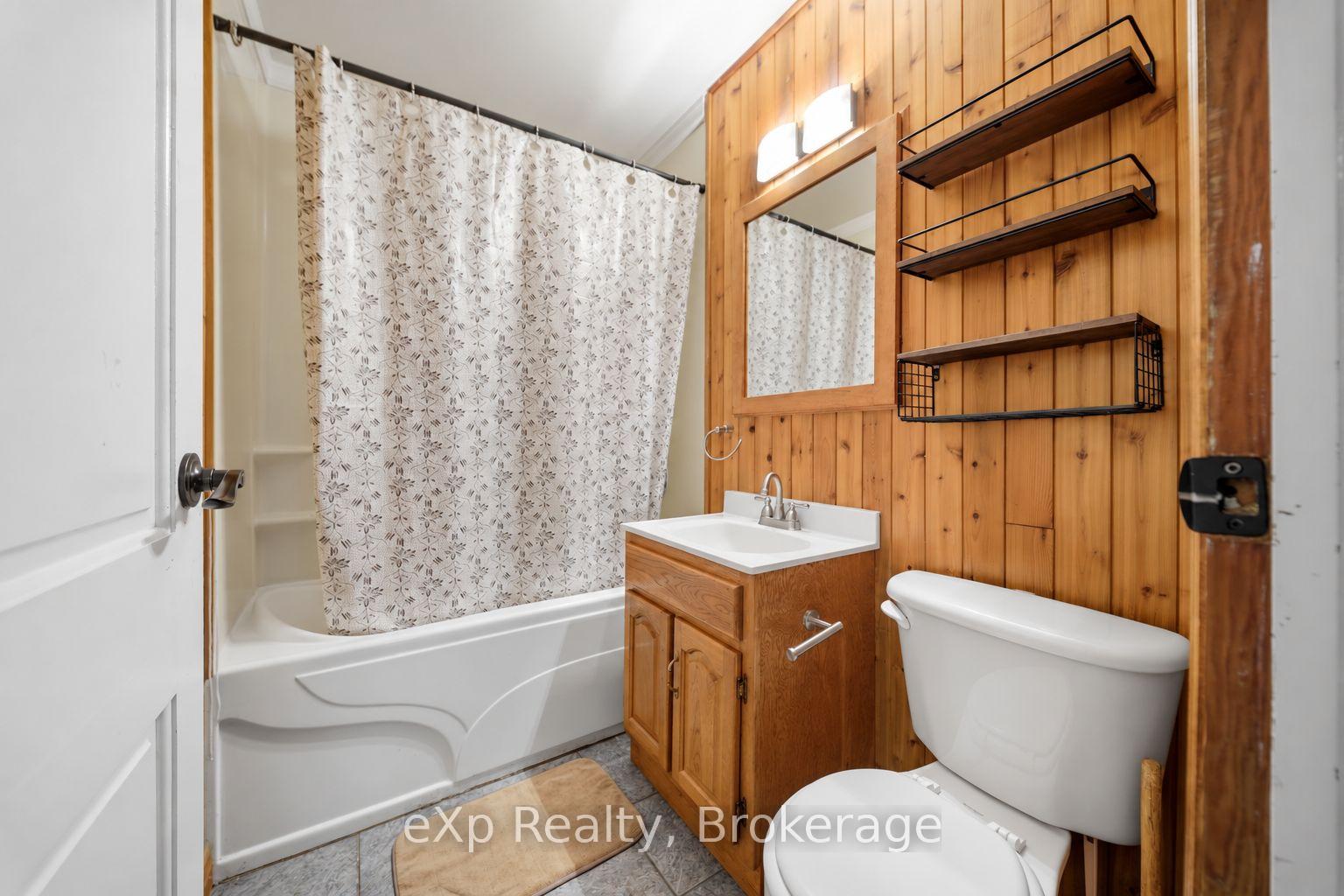 Photo 16 of 17 Burton Street, Belleville, Belleville Ward — HOMEH
