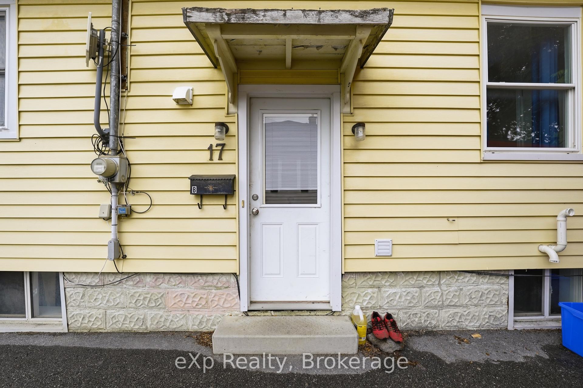Photo 18 of 17 Burton Street, Belleville, Belleville Ward — HOMEH