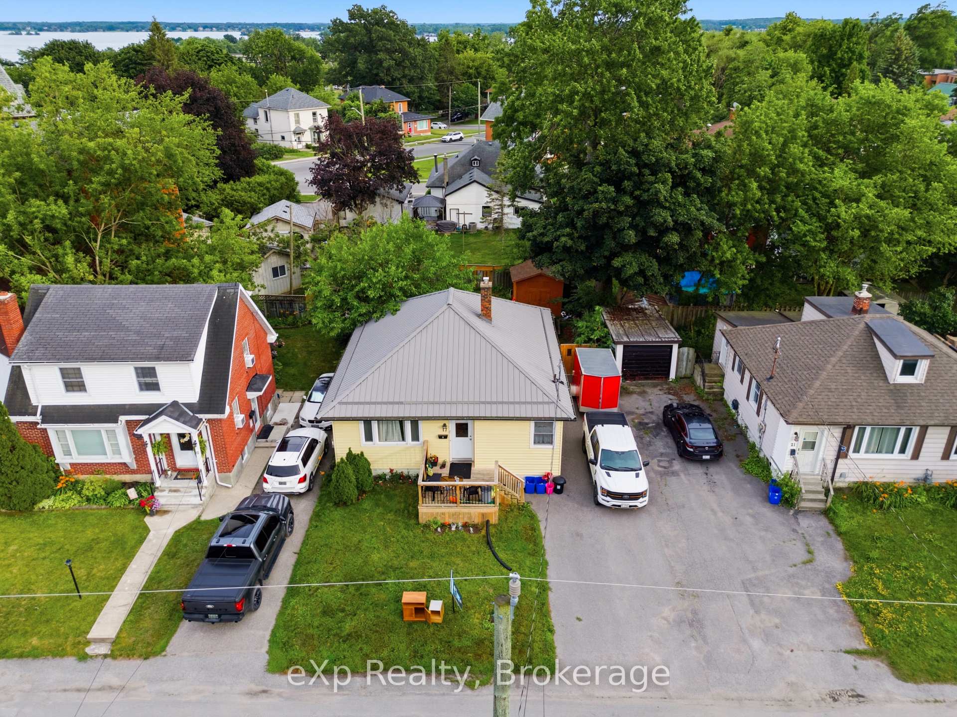 Photo 31 of 17 Burton Street, Belleville, Belleville Ward — HOMEH