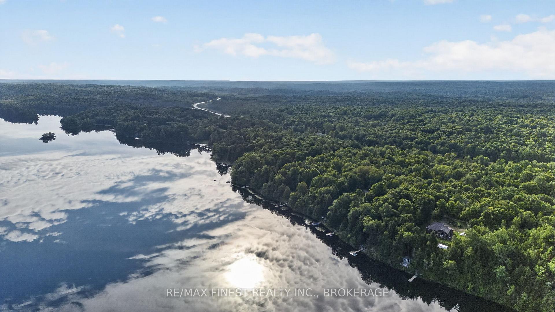 Photo 8 of 1068 Pleasant Hill Lane, Frontenac, Frontenac Centre — HOMEH