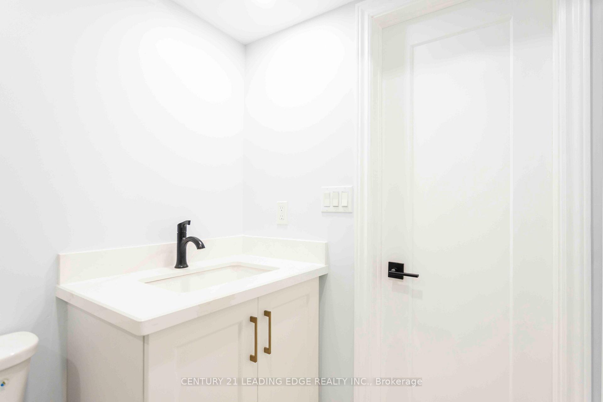 Photo 9 of Unit Bsmt, 36 Oshea Crescent, Ajax, Northwest Ajax — HOMEH