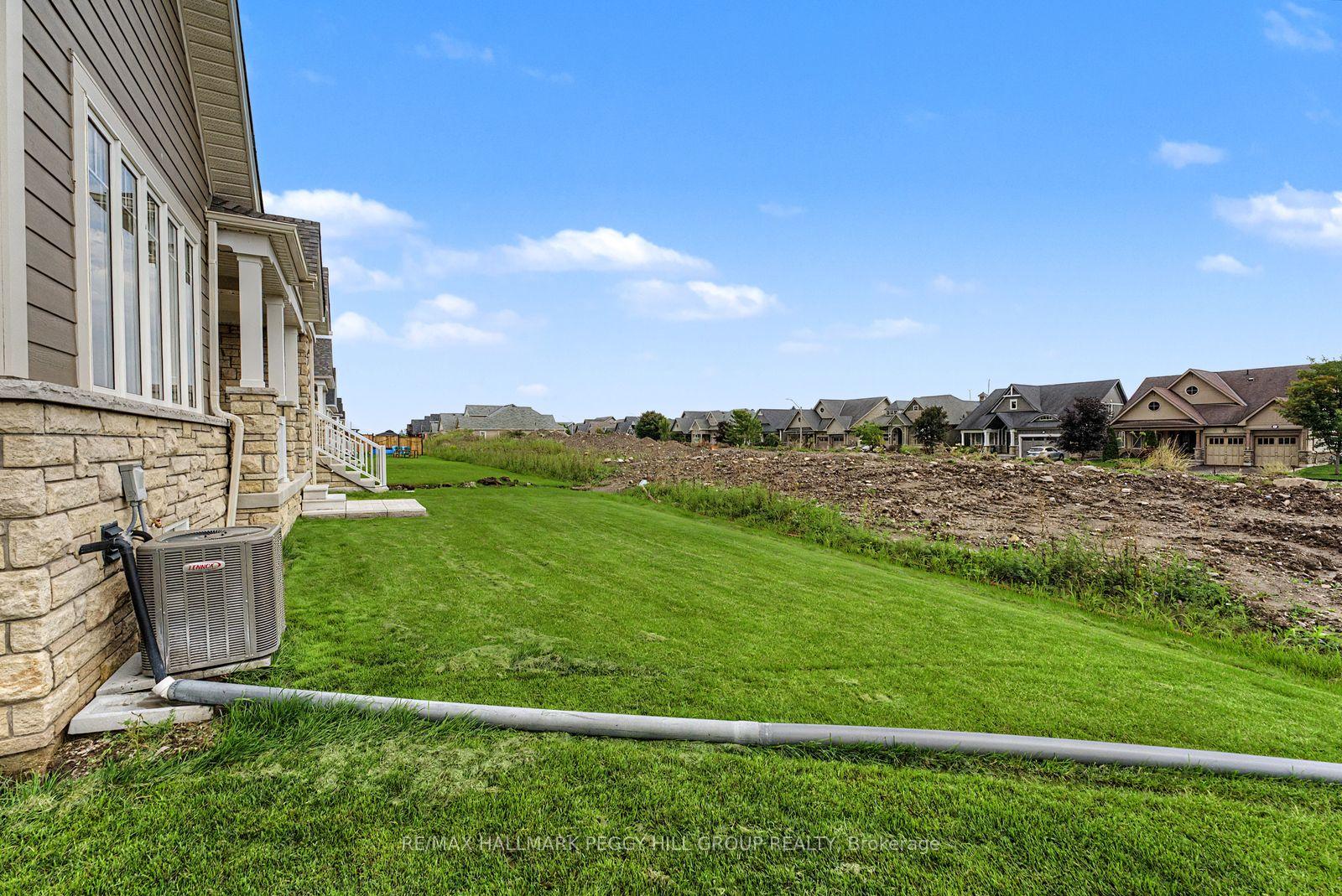 Photo 13 of 553 Hudson Crescent, Midland — HOMEH