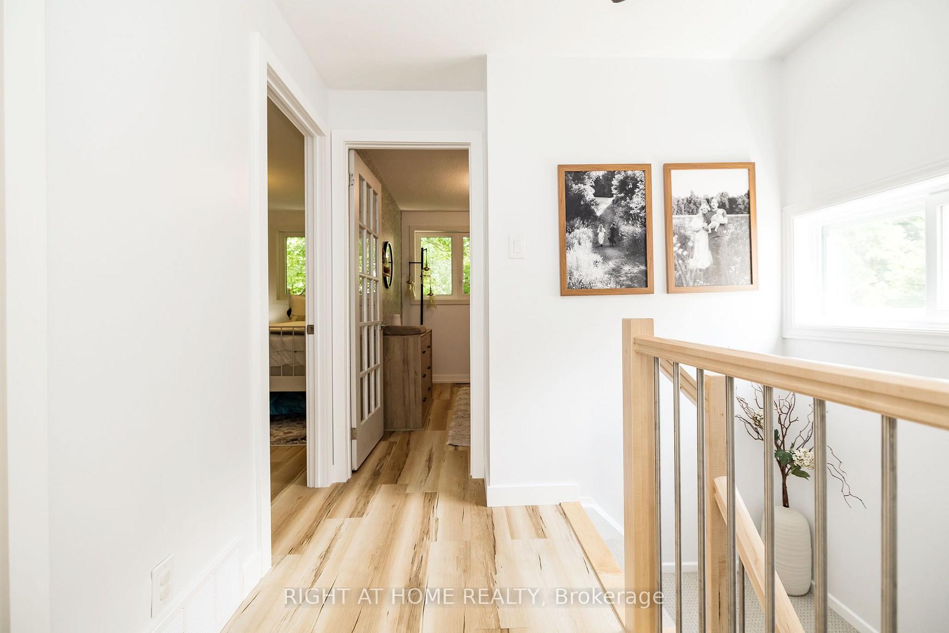 Photo 24 of 30 Berkshire Way, Ottawa, Barrhaven - Pheasant Run — HOMEH