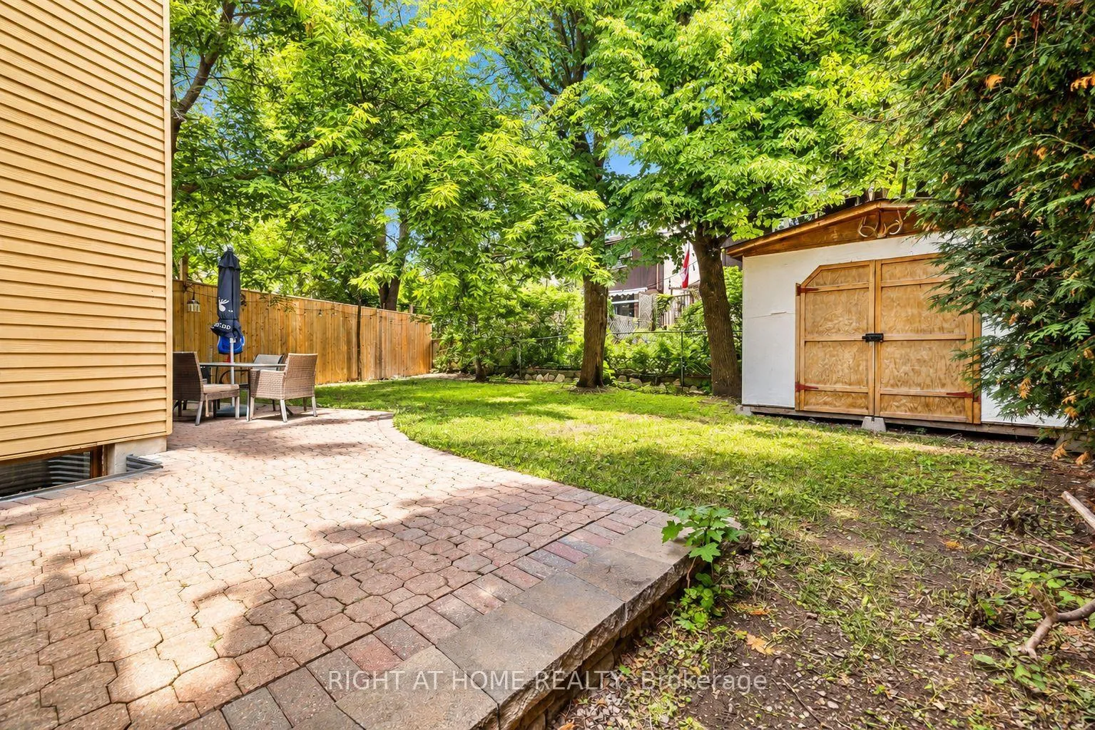Photo 34 of 30 Berkshire Way, Ottawa, Barrhaven - Pheasant Run — HOMEH