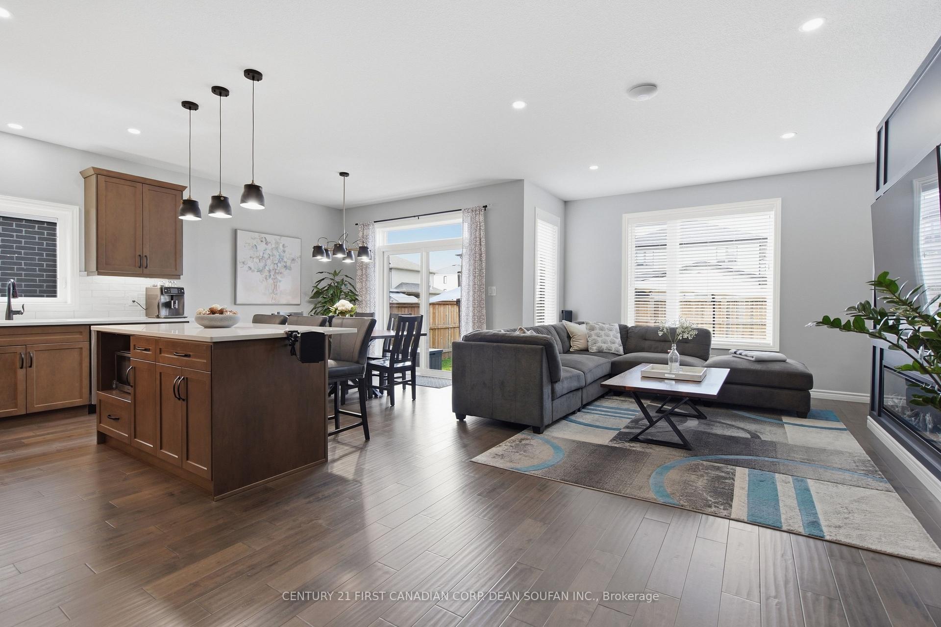 Photo 9 of 3160 Frieda Way, London, North S — HOMEH
