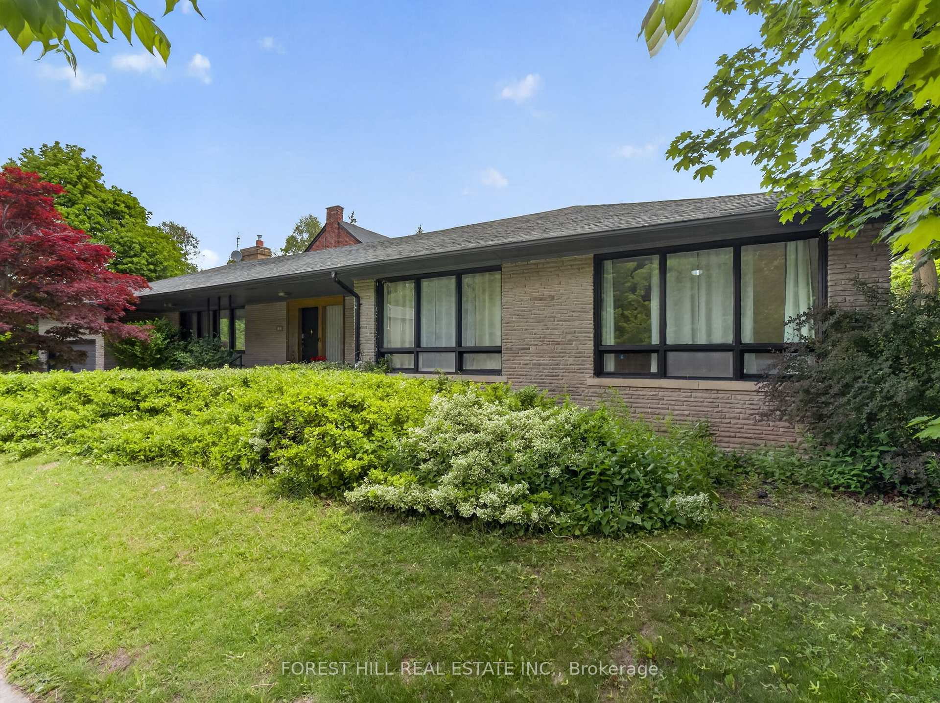 Photo 5 of 3 Glen Rush Boulevard, Toronto, Bedford Park-Nortown — HOMEH