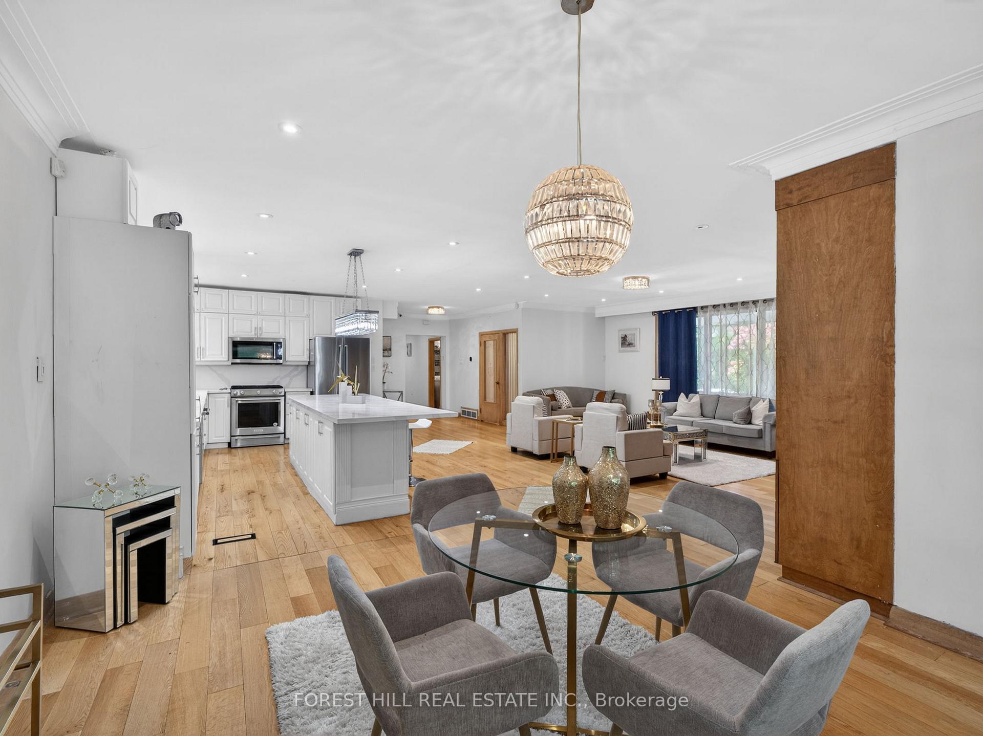 Photo 19 of 3 Glen Rush Boulevard, Toronto, Bedford Park-Nortown — HOMEH