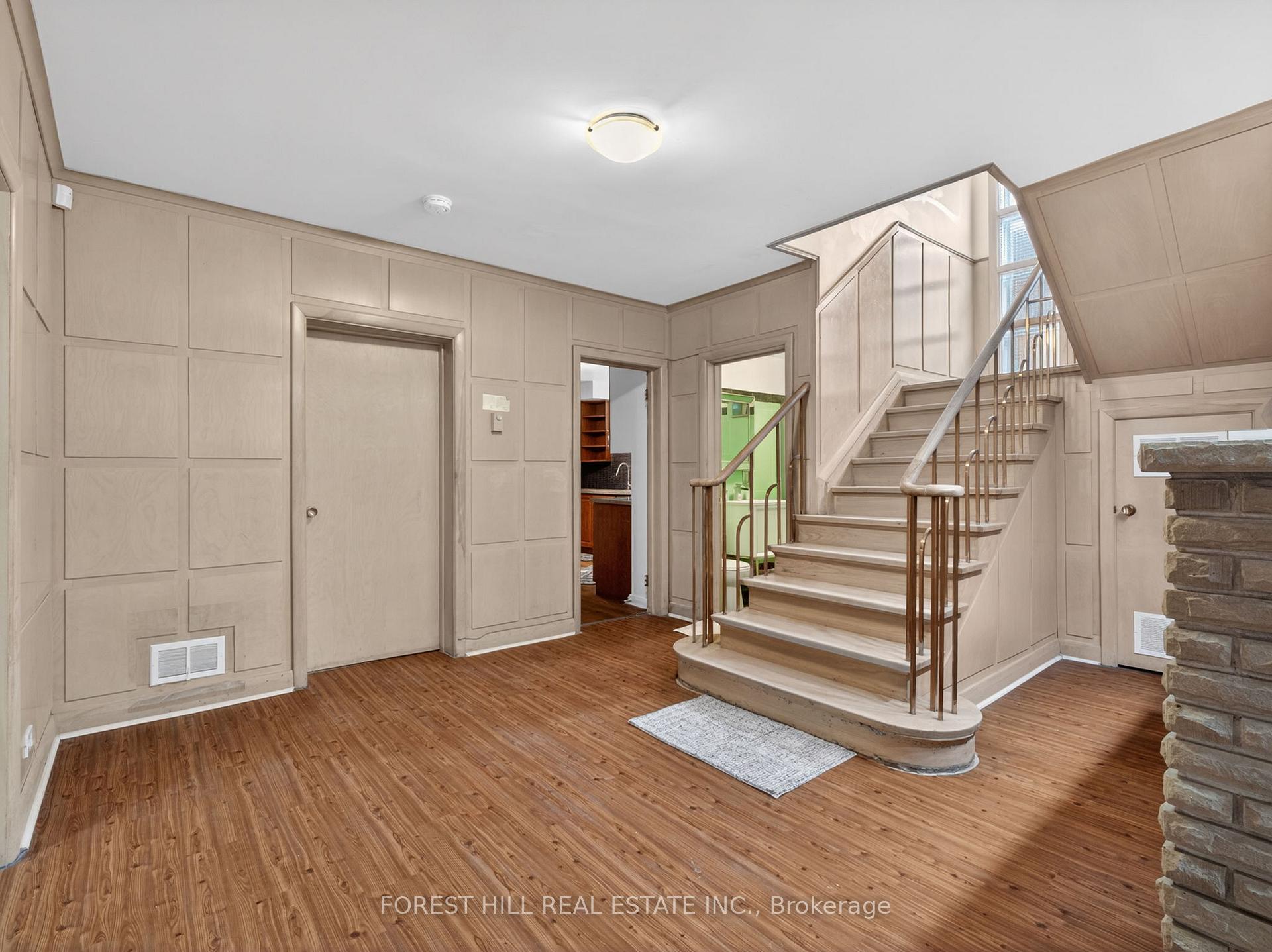 Photo 28 of 3 Glen Rush Boulevard, Toronto, Bedford Park-Nortown — HOMEH