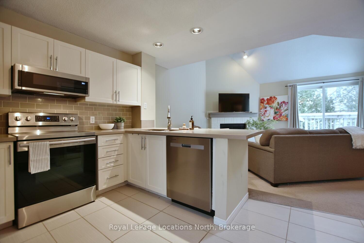 Photo 10 of Unit 176, 49 Trott Boulevard, Collingwood — HOMEH