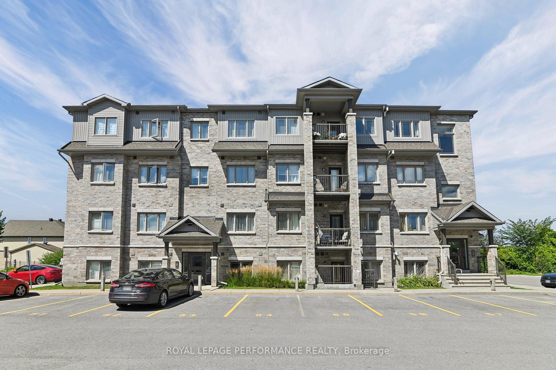 Photo of Unit 2, 345 Tribeca Private