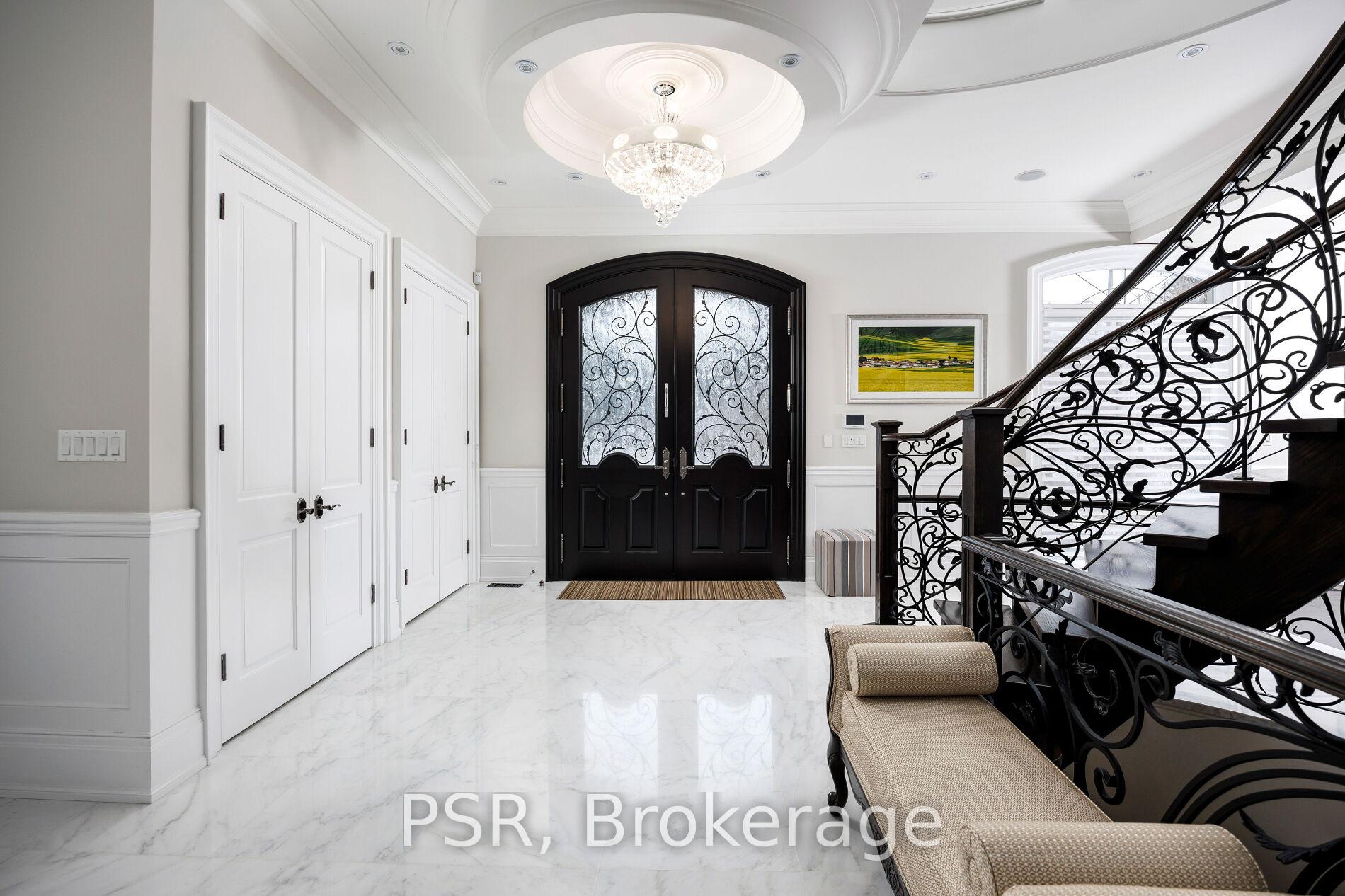 Photo 6 of 22 Ida Street, Markham, Thornhill — HOMEH