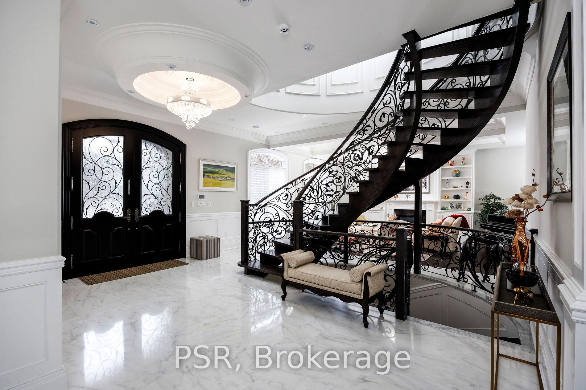 Photo 7 of 22 Ida Street, Markham, Thornhill — HOMEH
