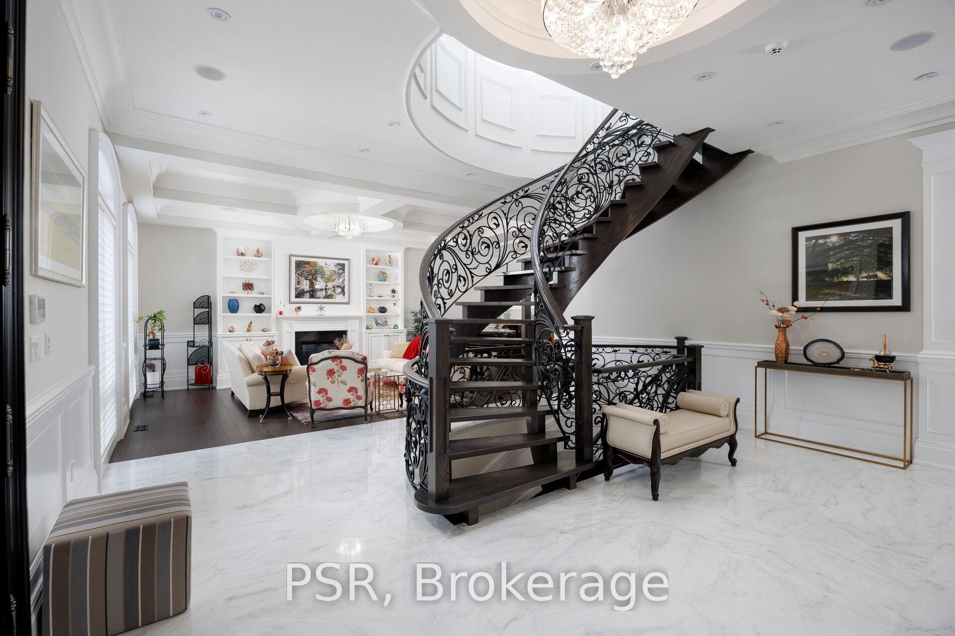 Photo 8 of 22 Ida Street, Markham, Thornhill — HOMEH