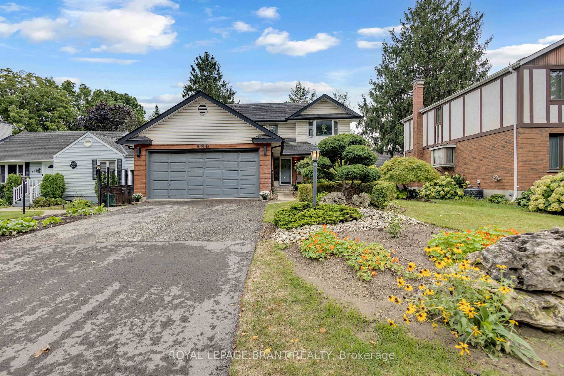 Photo of 490 Devonshire Avenue