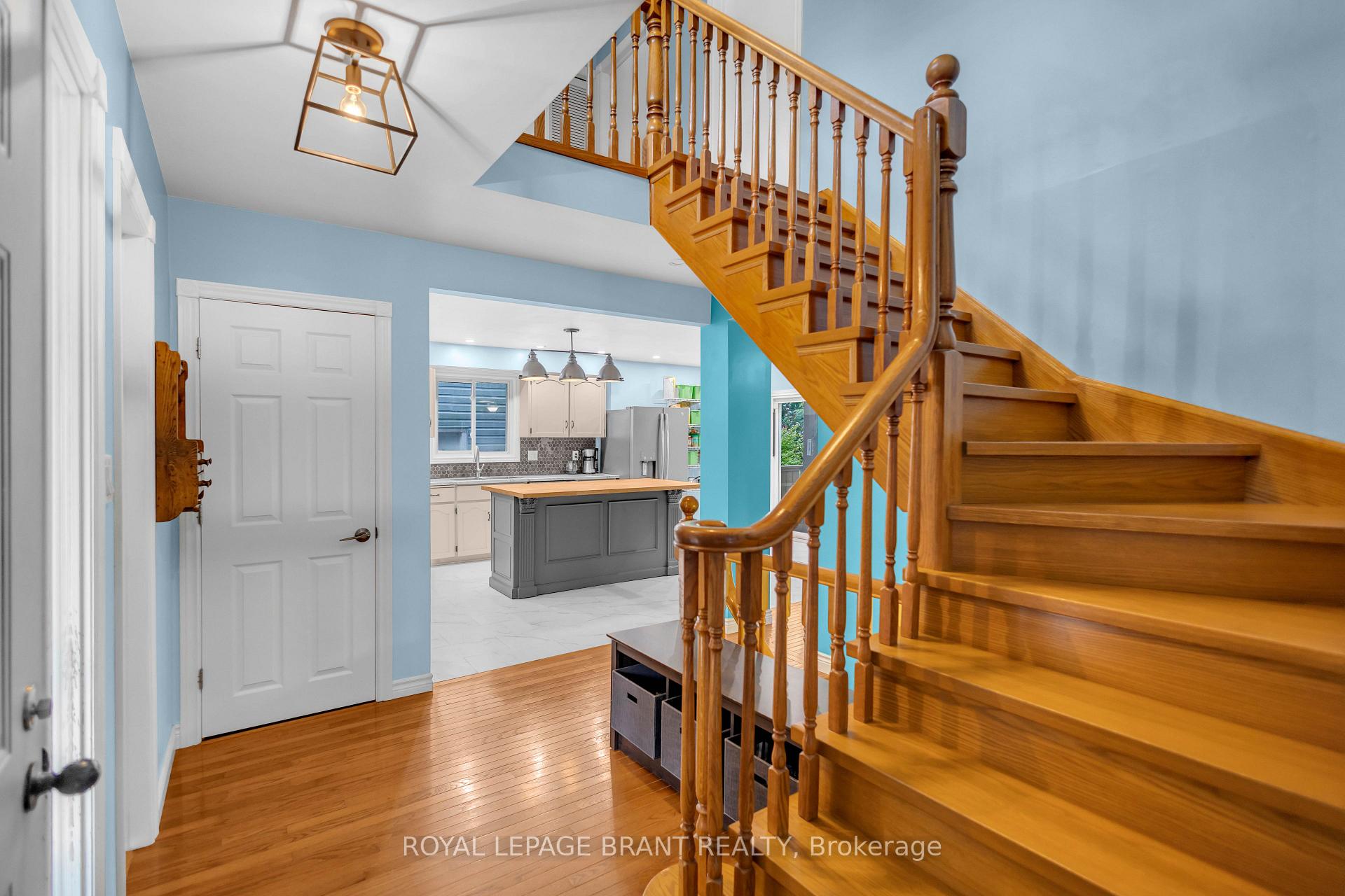 Photo 7 of 490 Devonshire Avenue, Woodstock, Woodstock - North — HOMEH