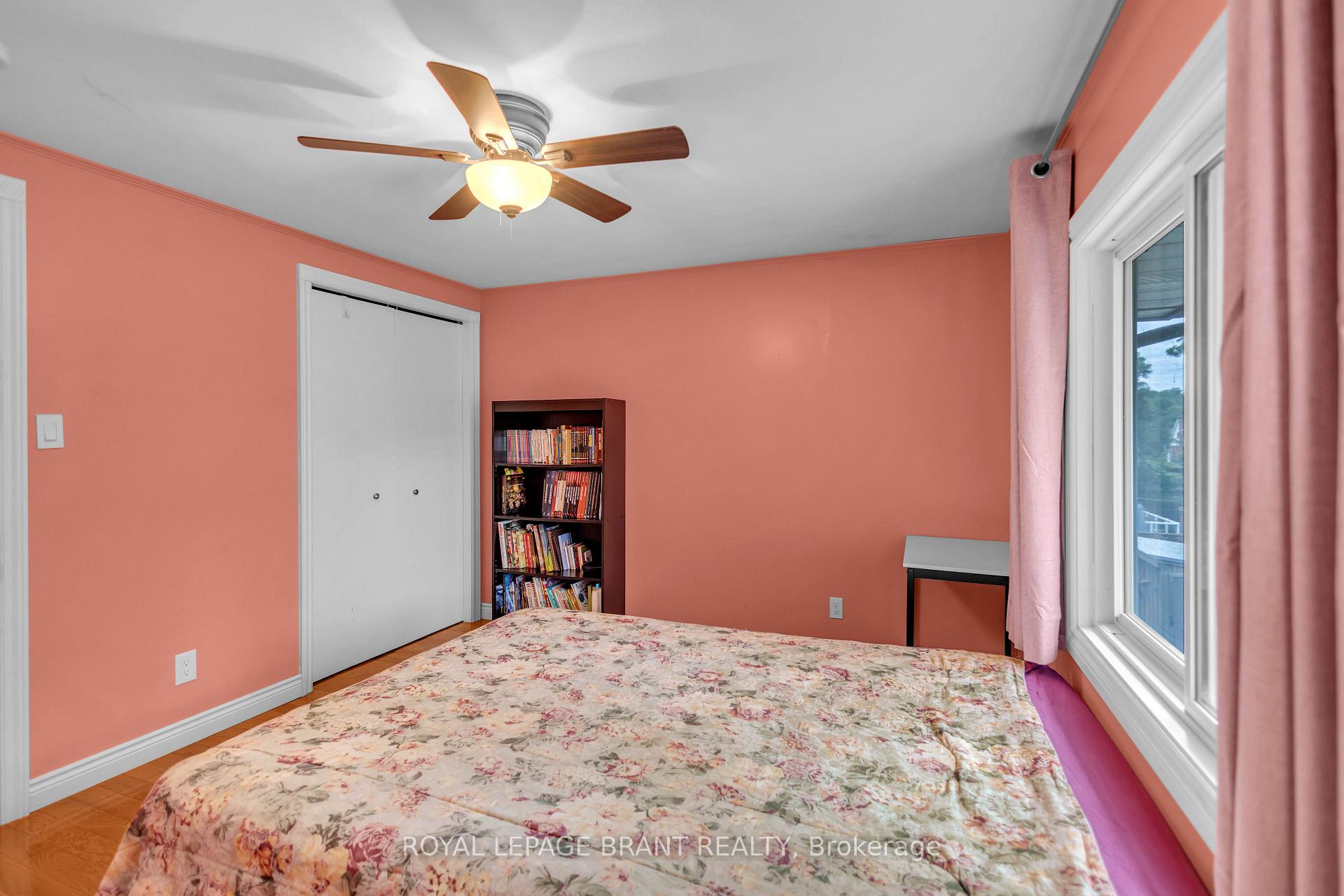 Photo 28 of 490 Devonshire Avenue, Woodstock, Woodstock - North — HOMEH